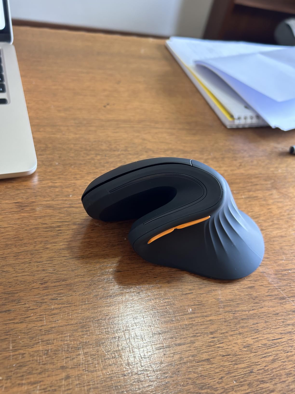 ProtoArc EM11 NL Wireless Ergonomic Vertical Mouse, Rechargeable, Black | 58 degree vertical design supports a natural wrist posture, connect 3 devices via Bluetooth/2.4G USB-A, 500mAh USB-C rechargeable. customer photo 2
