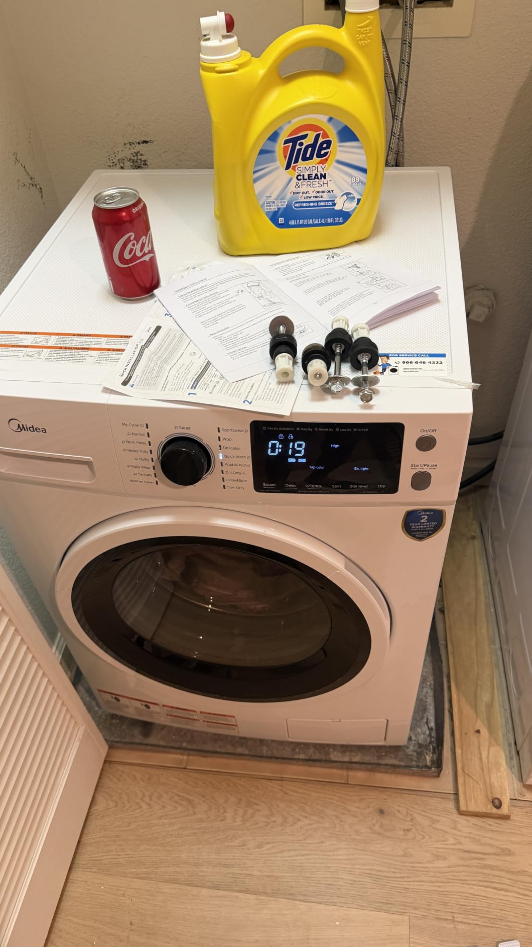 Midea Washer Dryer Combo 2.7 Cu.ft 24