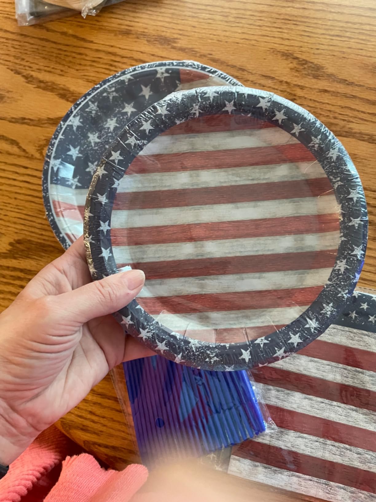 96 Pieces 4th of July Plates and Napkins Set, Vintage American Flag Disposable Tableware with Paper Plates Napkins and Forks for BBQ Picnic Party, Serves 24 customer photo 2
