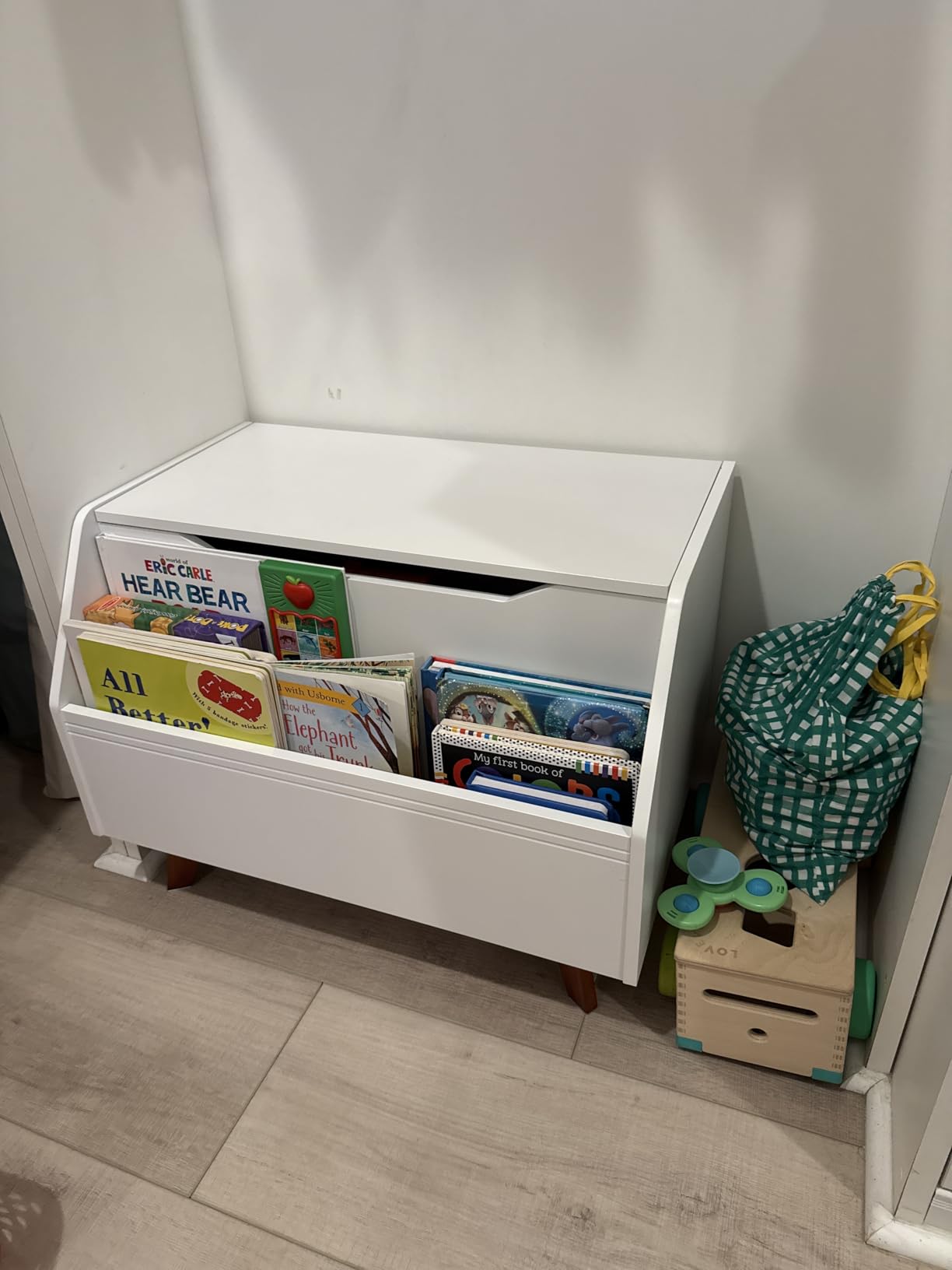 UTEX Kids Toy Box, Toy Chest with Bookshelf, Kids Storage Organizer Bench | Wooden Toy Trunk With Lid, Gently Tapered Solid Wood Legs, Boys and Girls, Toy Room, Small Room, Playroom, Gift, White customer photo 2