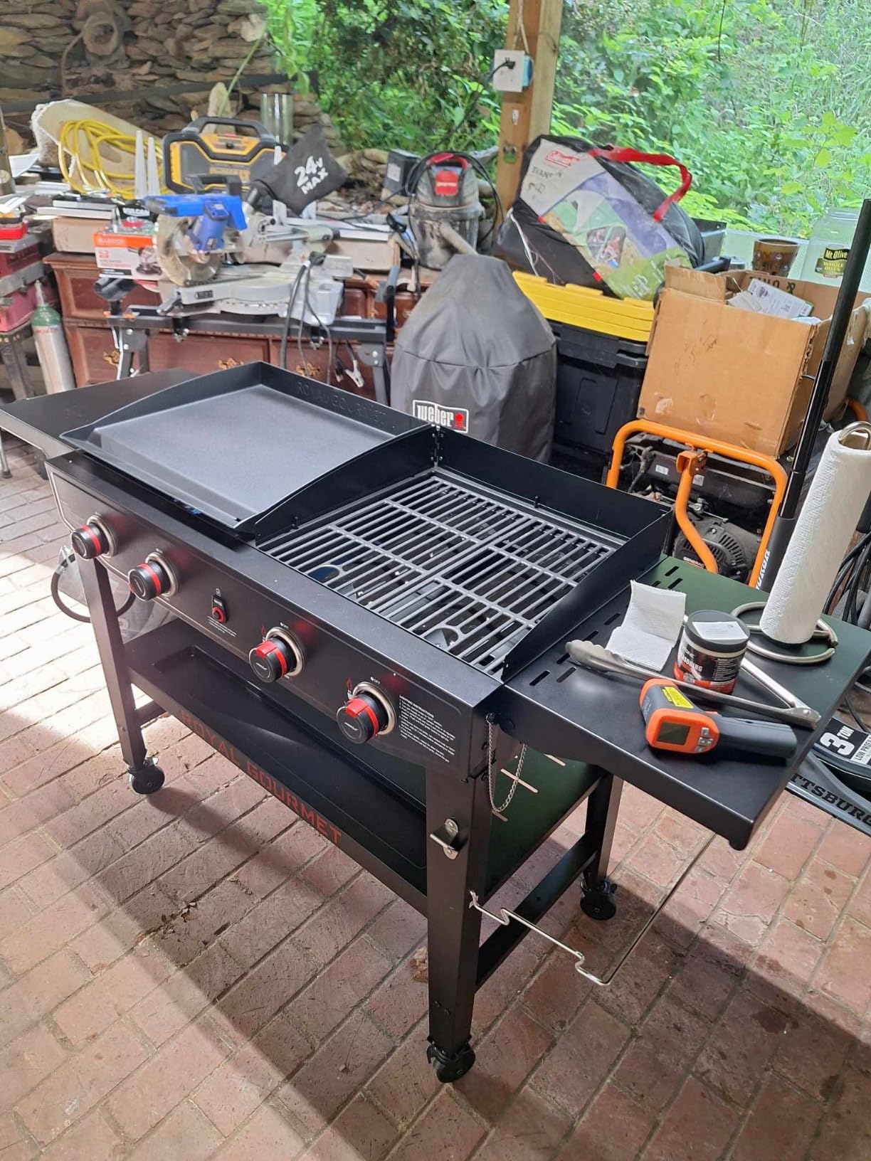 Royal Gourmet GD405A 4 Burner Gas Grill and Griddle Combo, Propane Griddle Grill Combo, Foldable Side Tables, 598 Sq. In. customer photo 2