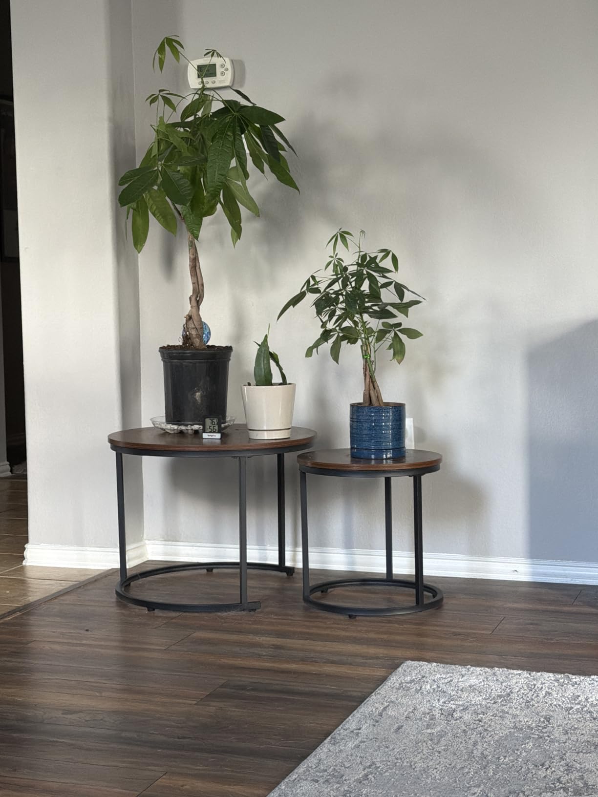 aboxoo Coffee Table Nesting Side Round Table Set of 2 End Table with Sturdy Metal Frame for Living Room Bedroom Apartment Modern Industrial Simple Nightstand,Oak customer photo 1