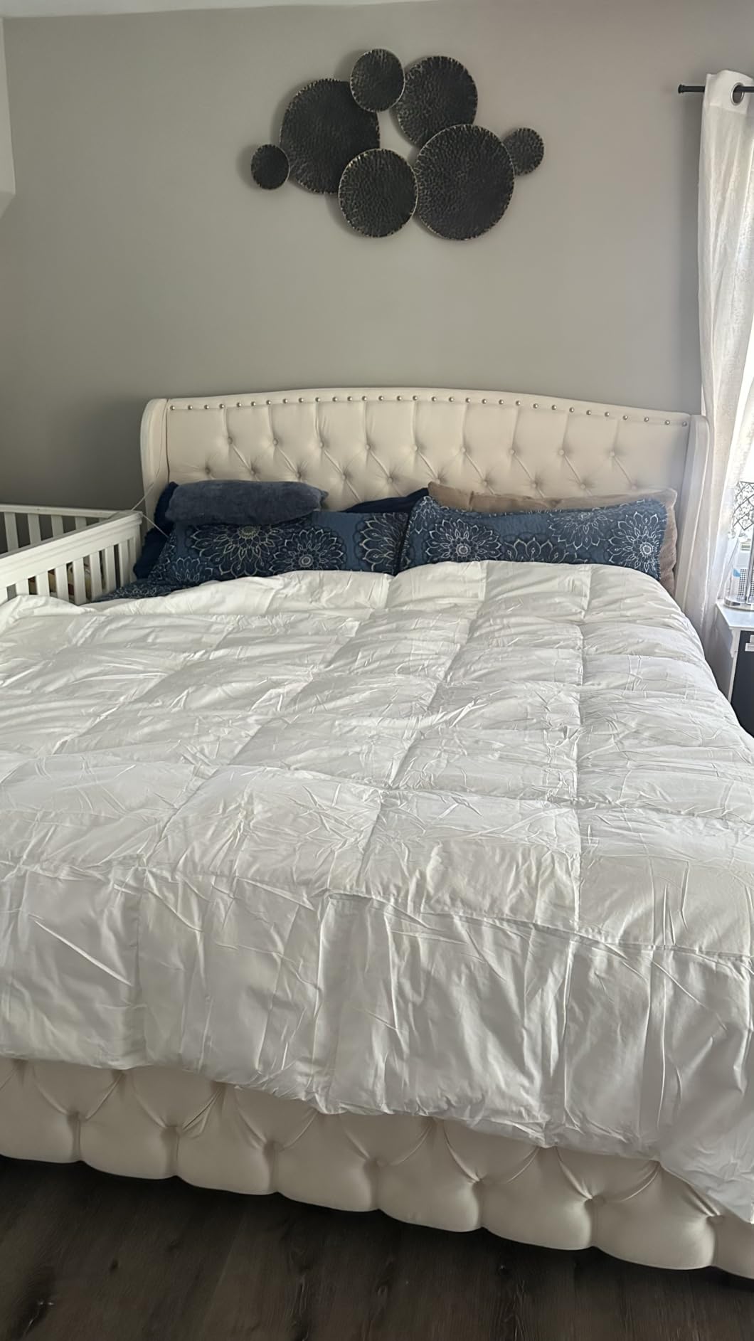 Martha Stewart Goose Feather Down Fiber Cotton Comforter Queen Size | Feather Duvet Insert Queen, Hotel Collection Hypoallergenic Comforter All Season Medium Warmth 90 x 90 Inch White customer photo 1