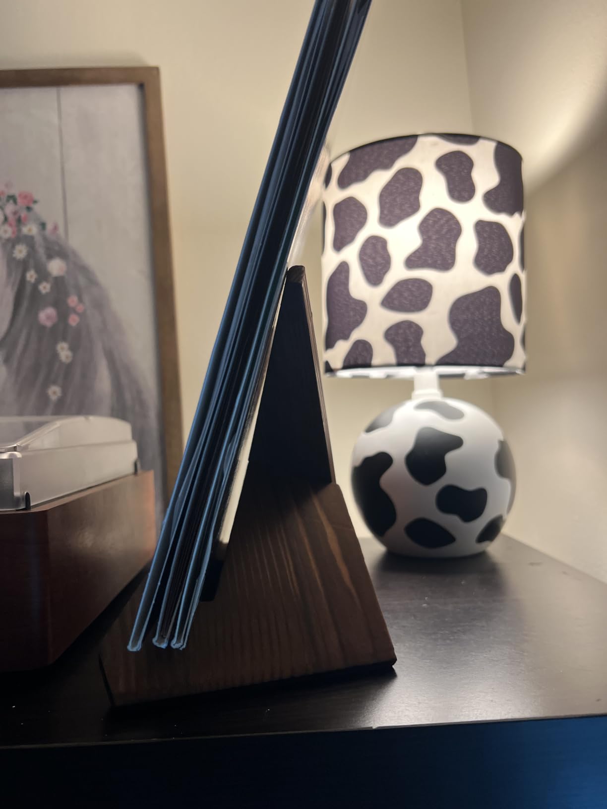 PUERSI Now Playing Vinyl Record Stand, Wooden Display Vinyl Holder Stand, Retro Now Spinning Record Accessories customer photo 1