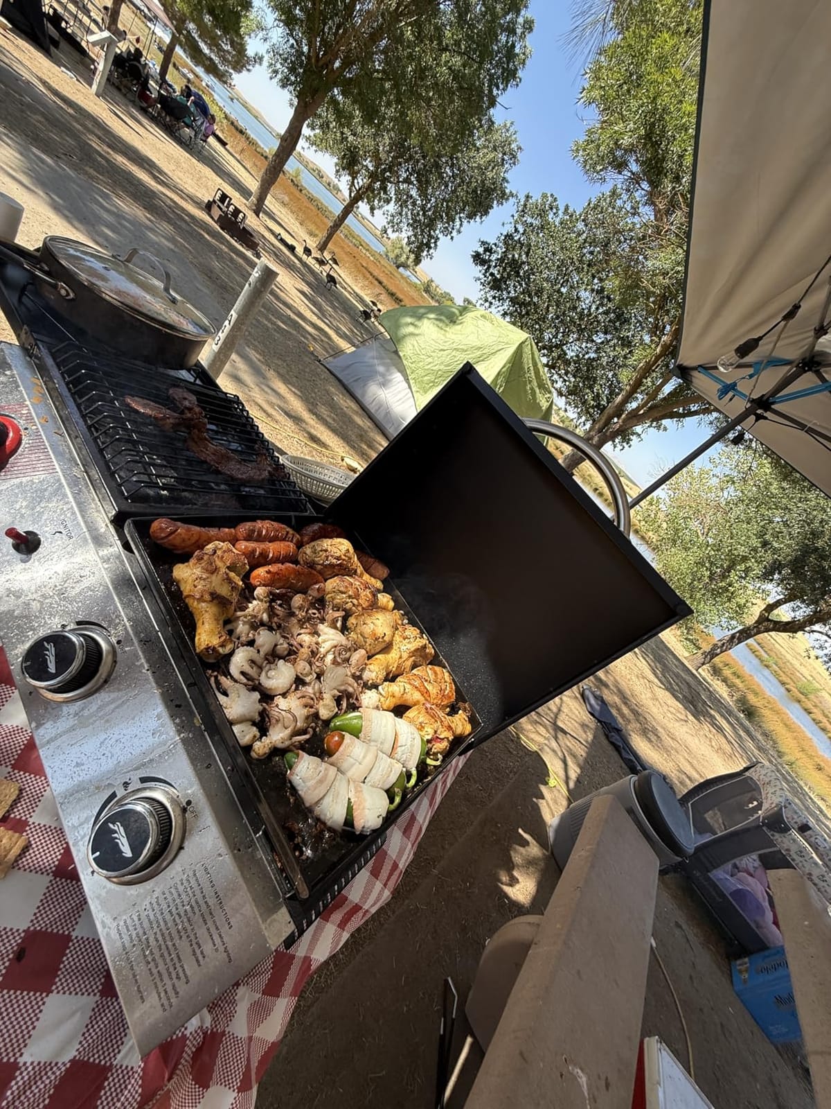 Royal Gourmet PD1305H 3-Burner Propane Gas Grill, Griddle Combo with Lid, 3-in-1 Grill Griddle Combo, 29,000 BTUs, 364 Sq. In. customer photo 1