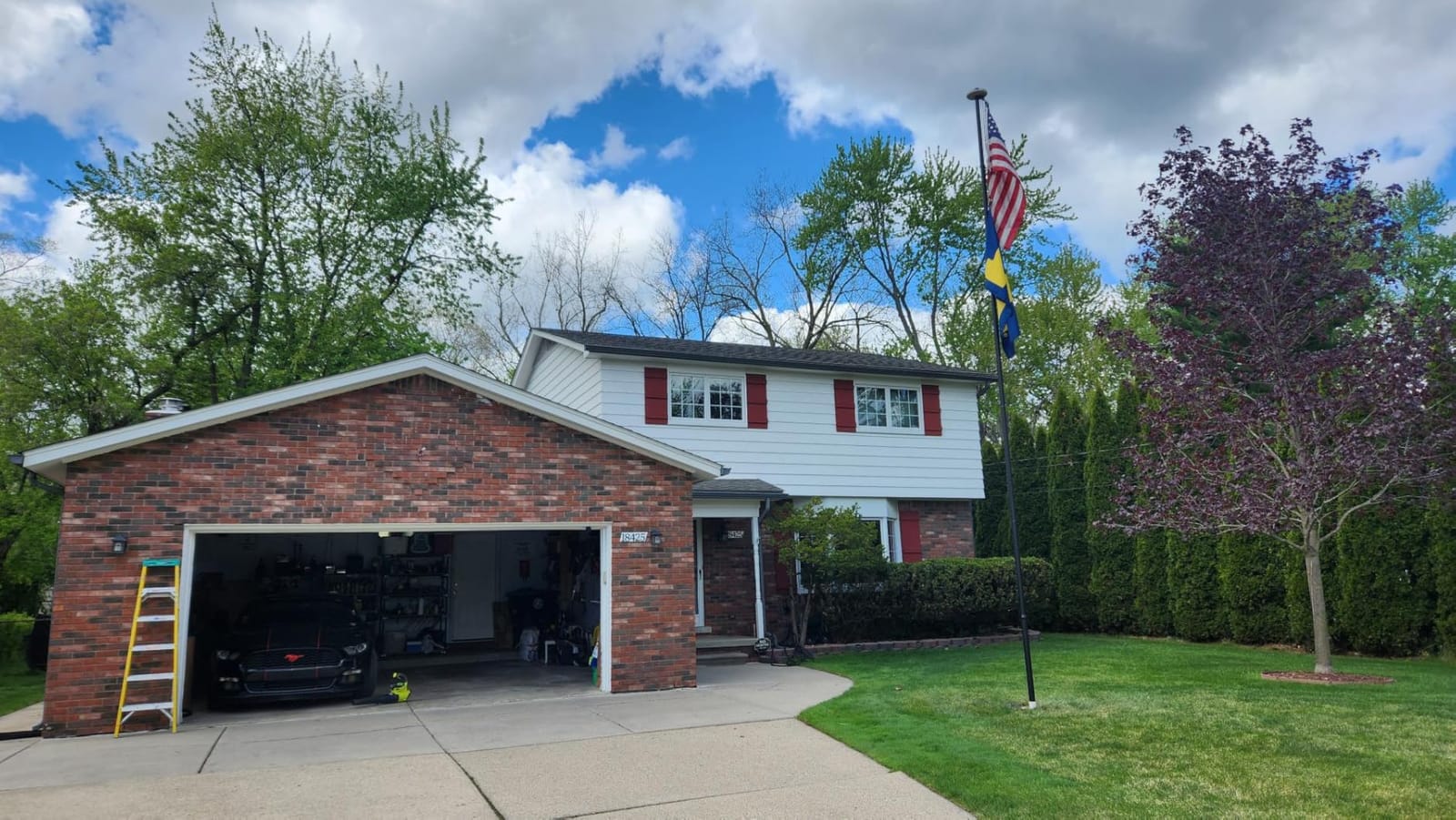 Heavy Duty 20 FT Flag Pole 100MPH Wind Test for Outside House | 12Gauge 95HBW Hard Aerospace Aluminum, In-Ground Flagpole Kit customer photo 1