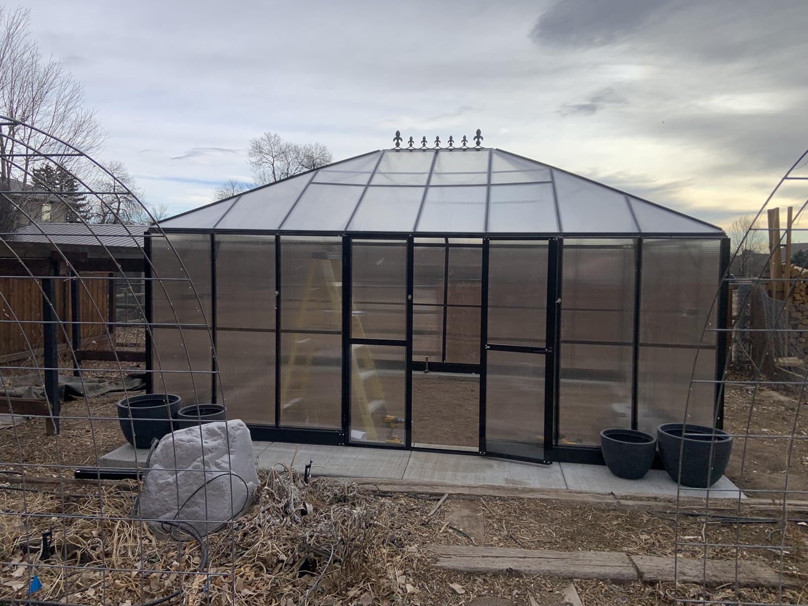 Jocisland 16x12x9.5 FT Outdoor Polycarbonate Greenhouse, 6 FT Wall Height | Aluminum Greenhouses with 4 Ventilation and Rain Gutter, Double Doors with Hook, Walk-in Greenhouse for Backyard Garden customer photo 2