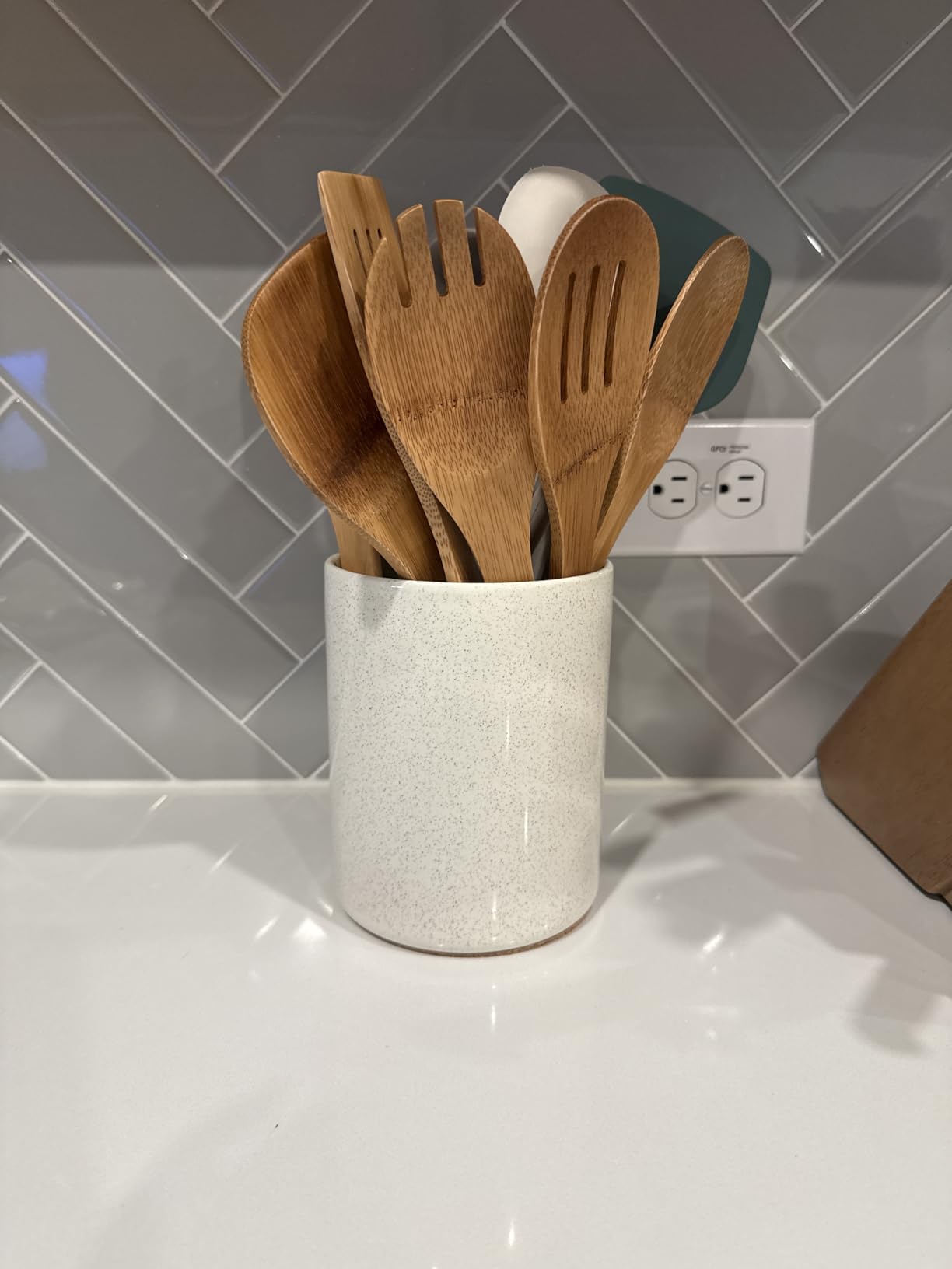 Riveira Dark Bamboo Wooden Spoons for Cooking 6-Piece, Apartment Essentials Wood Spatula Spoon Nonstick Kitchen Utensil Set Premium Quality Housewarming Gifts for Everyday Use customer photo 1