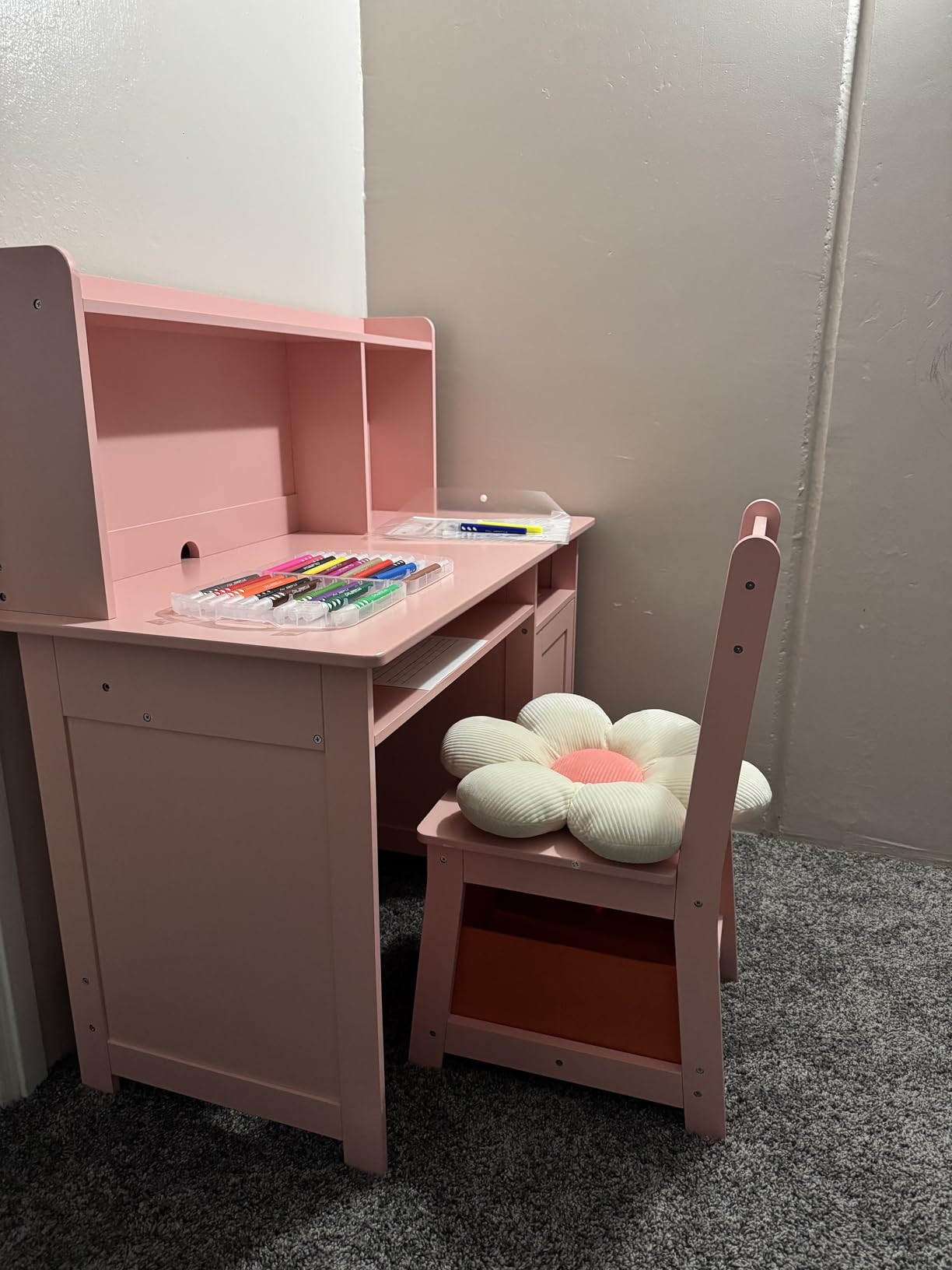 TaoHFE Kids Desk and Chair Set, Kids Desk Chair with Storage, White | Wooden Kids Table and Chairs for Bedroom and Study, Craft Table with Storage Gifts for Boys, Girls to Study, White customer photo 2