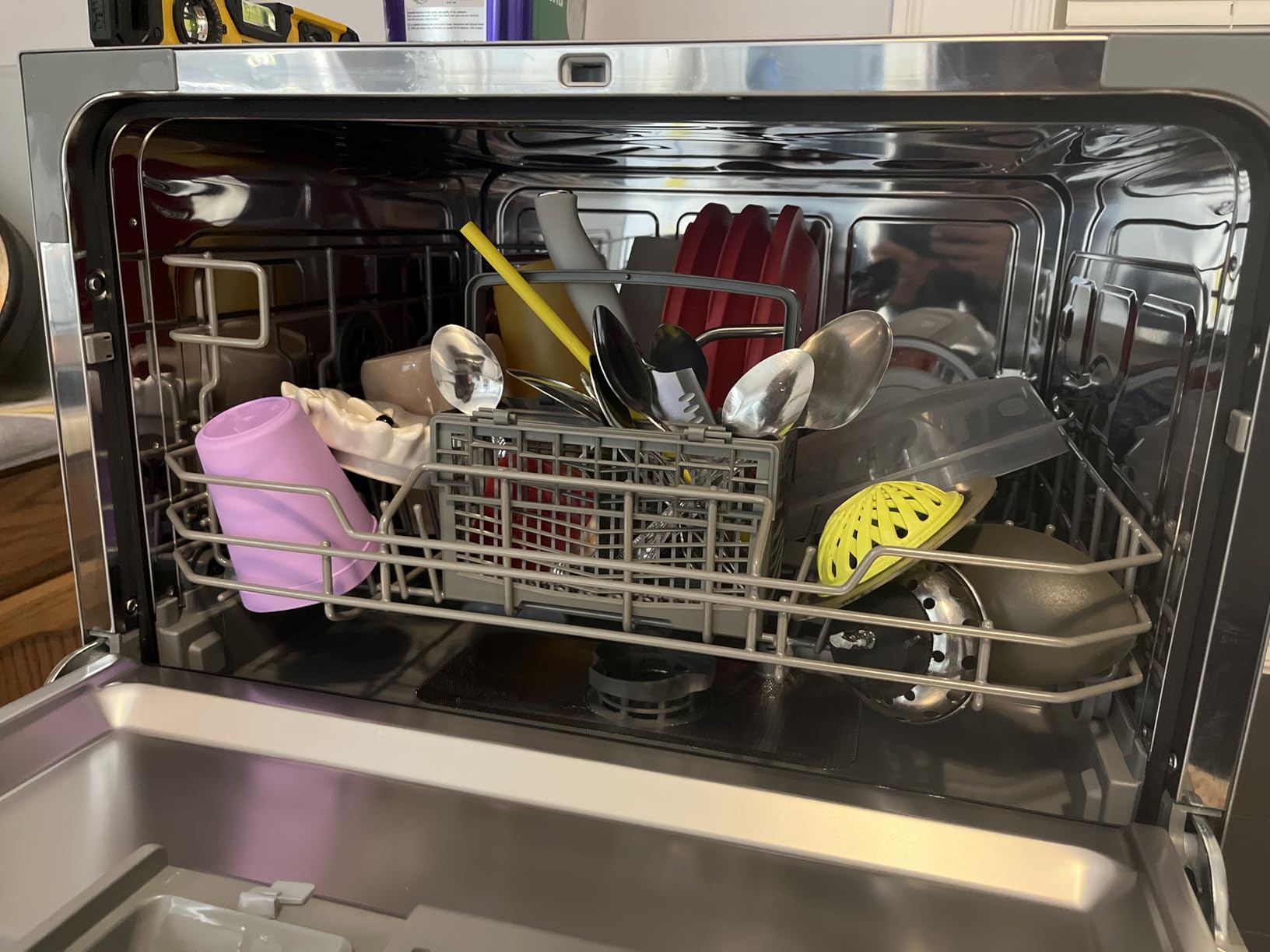 Midea Countertop Dishwasher Portable, 6 Place Settings, Energy Star | Mini Dishwasher with 6+2 Cycles, 52 dB Quiet & Compact, Perfect for Apartments, Dorms, or RVs, Silver customer photo 2