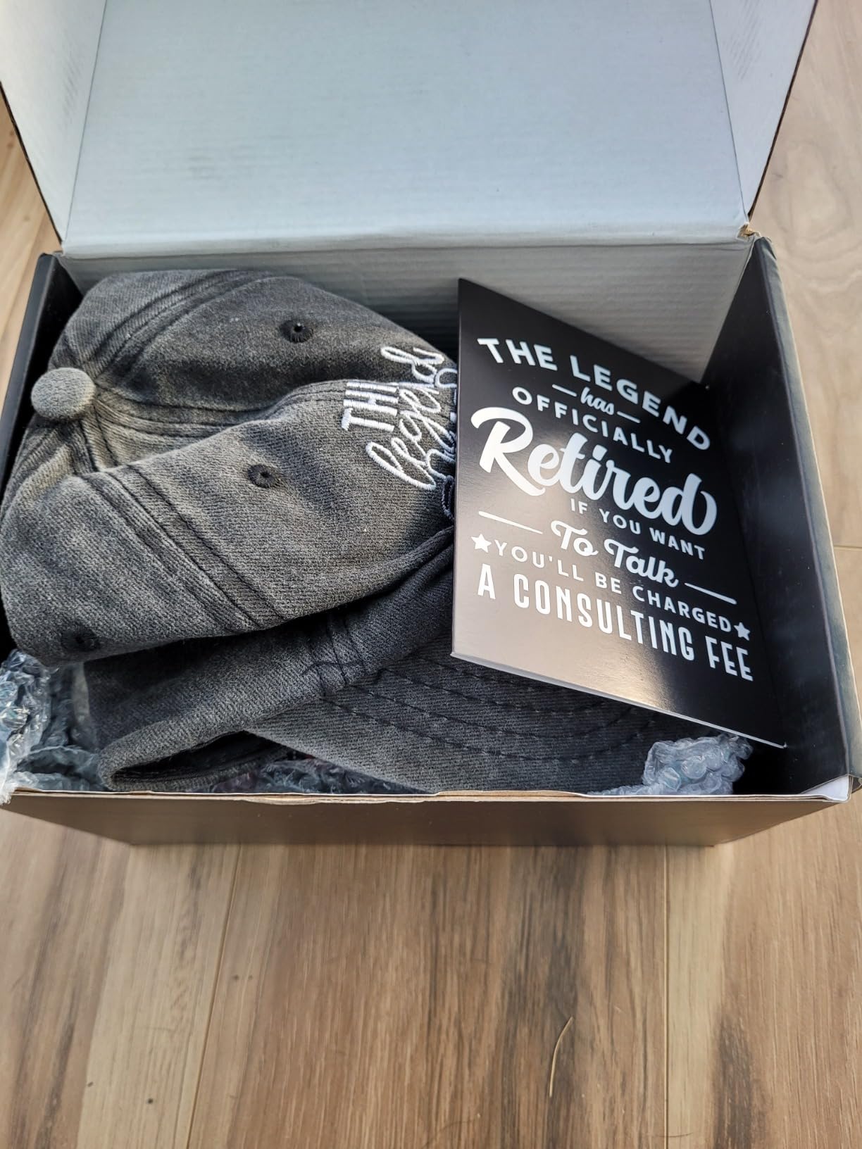 10 Pcs Retirement Gifts for Men 2026, This Legend Has Retired, Happy Retirement Gifts for Dad, Grandpa, Coworker, Teachers, Boss, Friends, Retirees, 20 Oz Tumbler Best Retirement Gifts Basket customer photo 2