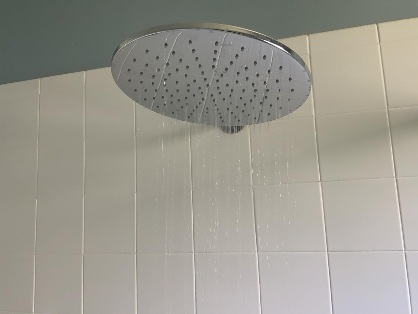 HammerHead Showers Solid Metal 12 Inch Rainfall Shower Head, Large Rain Shower Head, 2.5 GPM High Flow Shower Head Optimized for Pressure, Wall-Mounted or Ceiling Rain Shower Head, Chrome customer photo 2