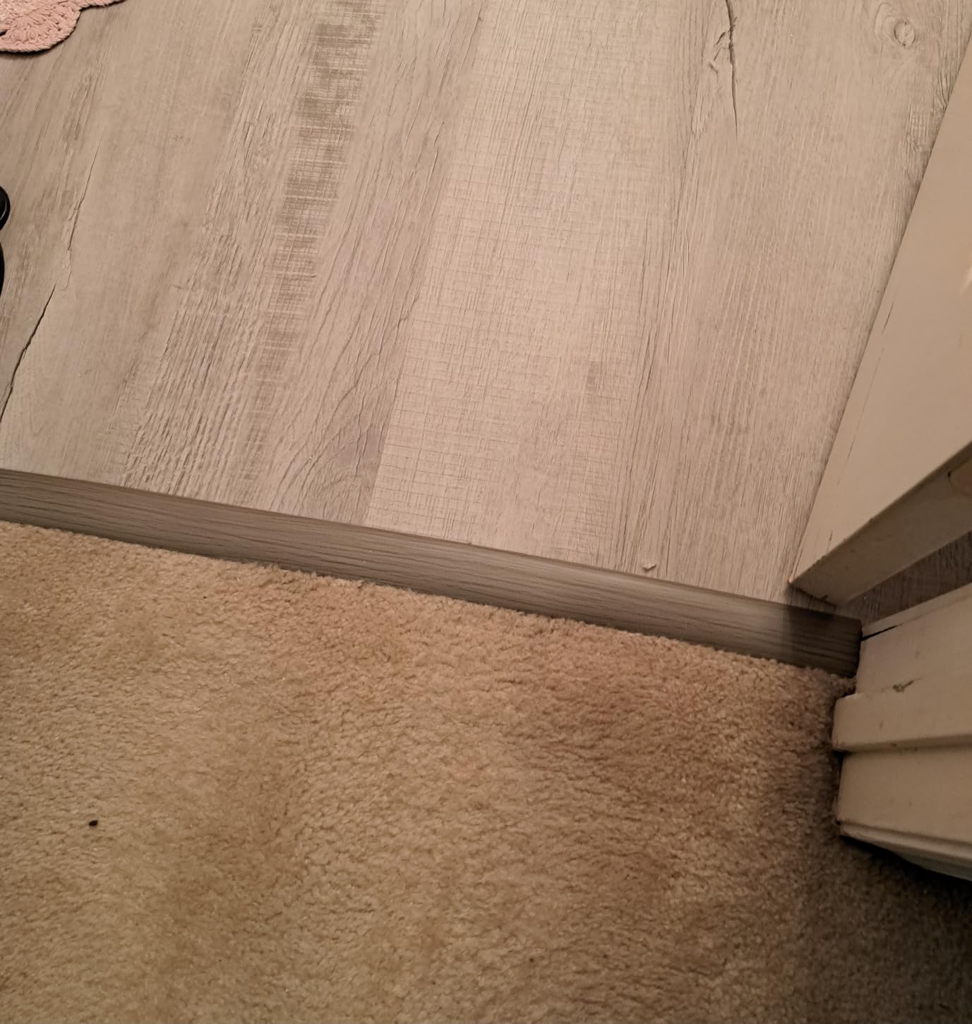 Floor Transition Strip for Carpet to Tile, Grey Wood, 4' x 1.57