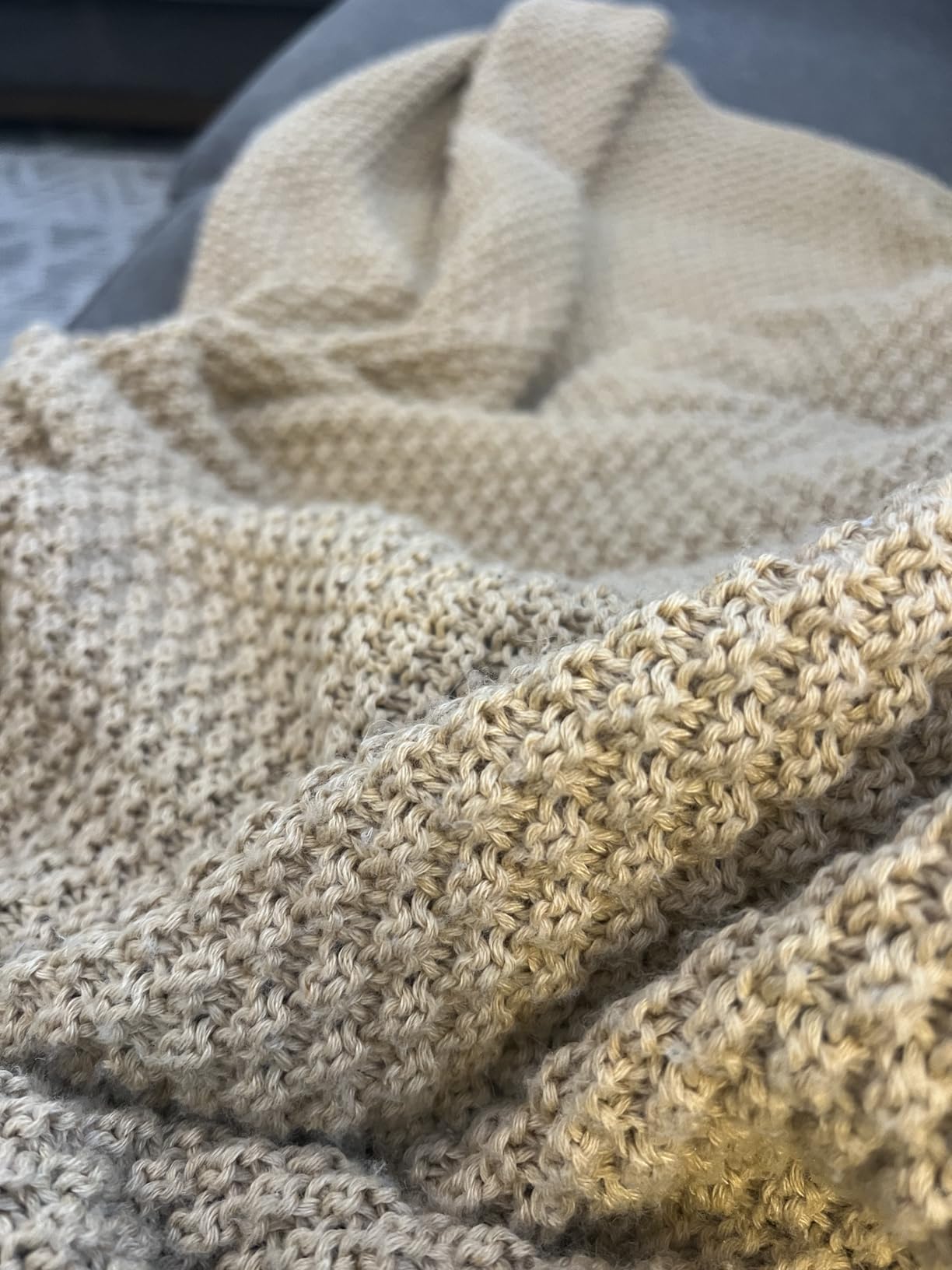 Amazon Basics Chunky Cable Knit Throw Blanket for Couch, Sofa, Bed, Lightweight Soft Cozy, 50