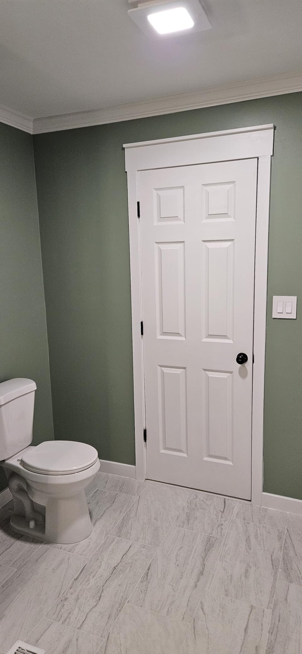 Broan-NuTone Bathroom Exhaust Fan with LED light - Easy Retrofit Without Attic Access, Quiet 1.5 Sones, Effective Ventilation at 80 CFM ENERGY STAR Certified Moisture and Odor Control customer photo 2