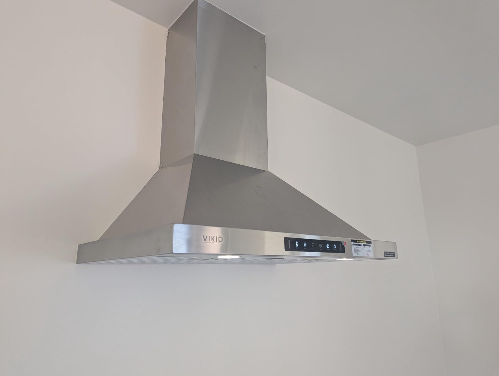VIKIO HOME 30 Inch Pro Wall Mount Range Hood 980CFM, Direct 3 Speed Panel with Gesture & Touch Control, Ducted/Ductless Stainless Steel Kitchen Vent Hood, Delay Shut-Off, Includes Duct & Filter customer photo 2