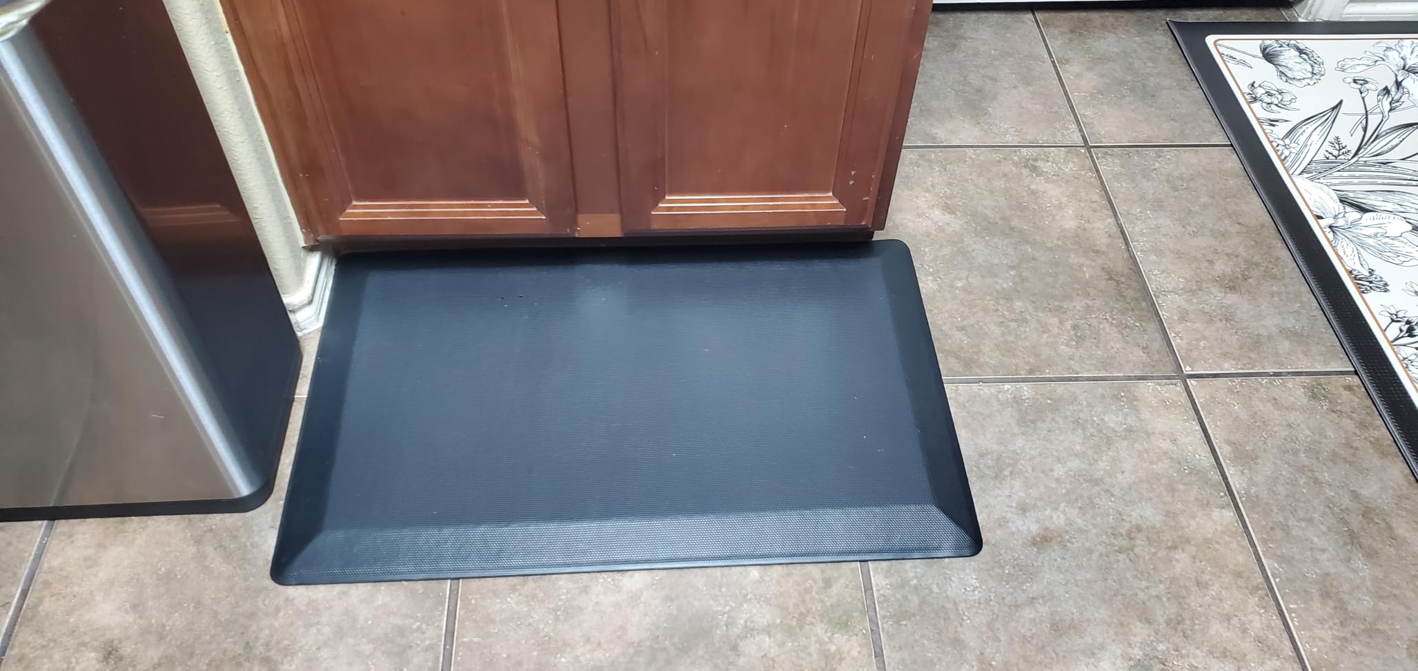 Tyrot Extra Thick Anti Fatigue Mat for Kitchen Floor, 20x32, Black | 9/10 Inch Thick, Cushioned Standing Desk Mat, Memory Foam Ergonomic, Non-Slip Comfort Waterproof Rug for Office, Sink, Garage customer photo 1