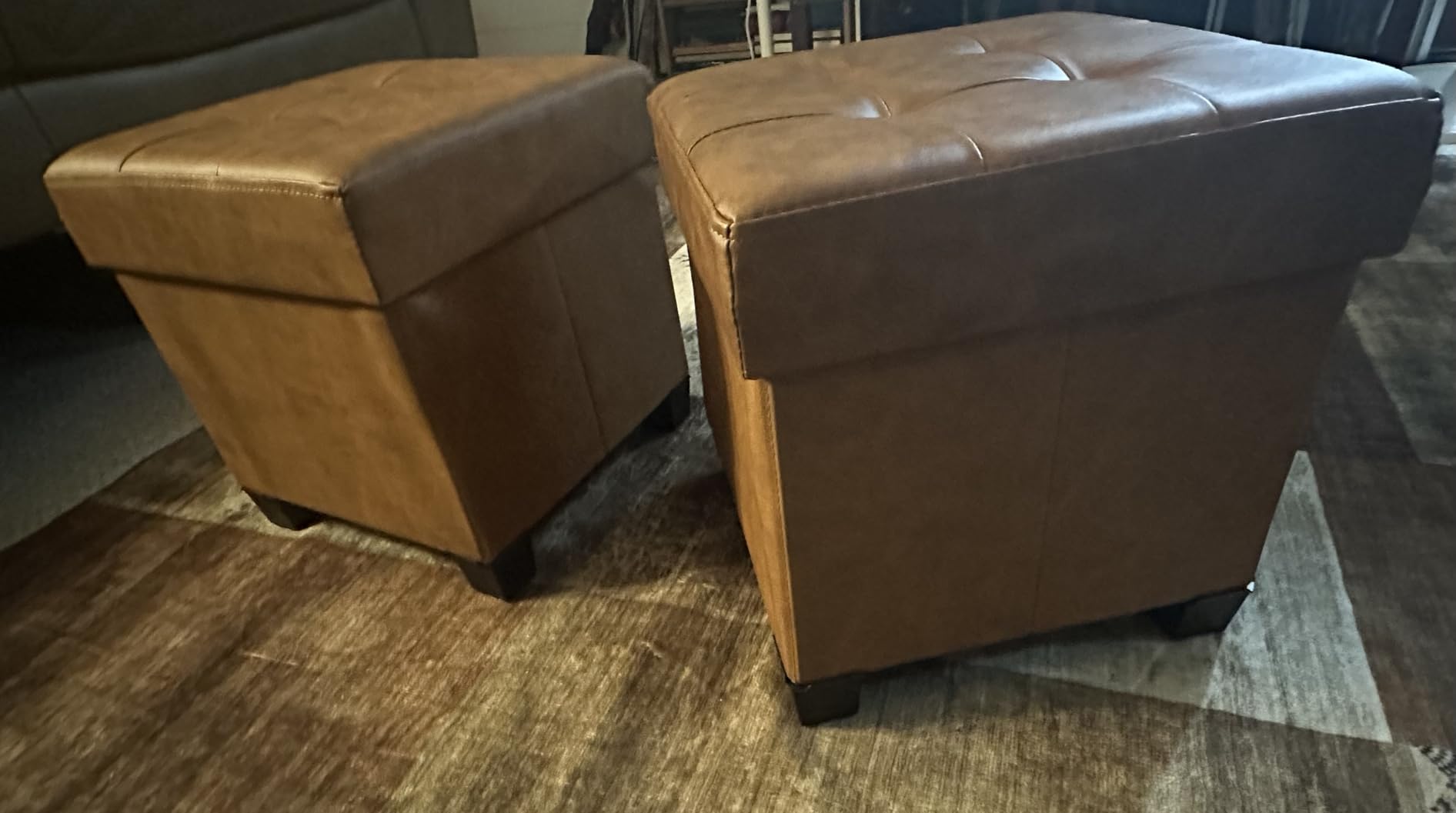 SONGMICS Small Storage Ottoman, 15 x 15 x 15.7 Inches, 9.8 Gal. (37 L) | Folding Ottoman Cube, Footstool, Footrest, Velvet Surface, Cappuccino Beige, MELISA Collection ULSF0516W02 customer photo 2