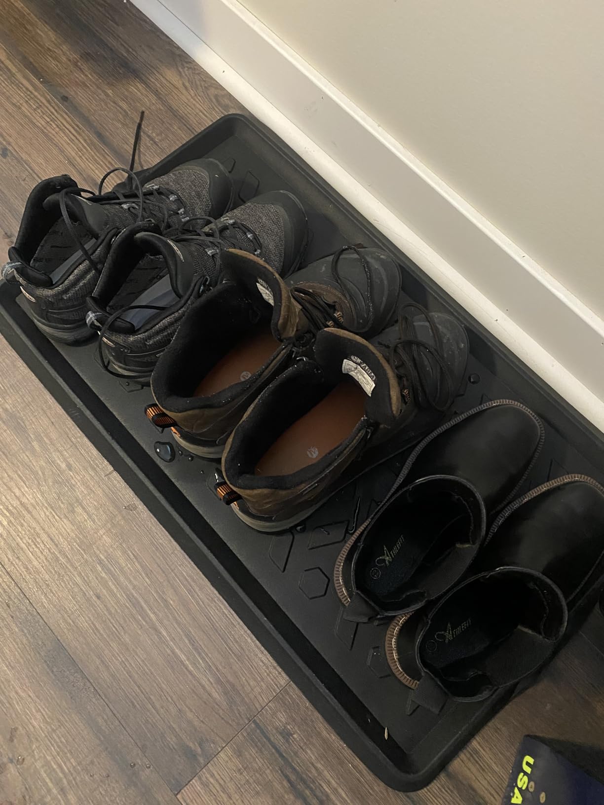 tchdio Durable Rubber Boot Tray and Shoe Mat for Entryway - Heavy Duty Waterproof Shoe Tray Organizer, Non Slip Boot Trays for Front Door, Entryway Muddy Shoes Storage, 16x27.5 Inches customer photo 2