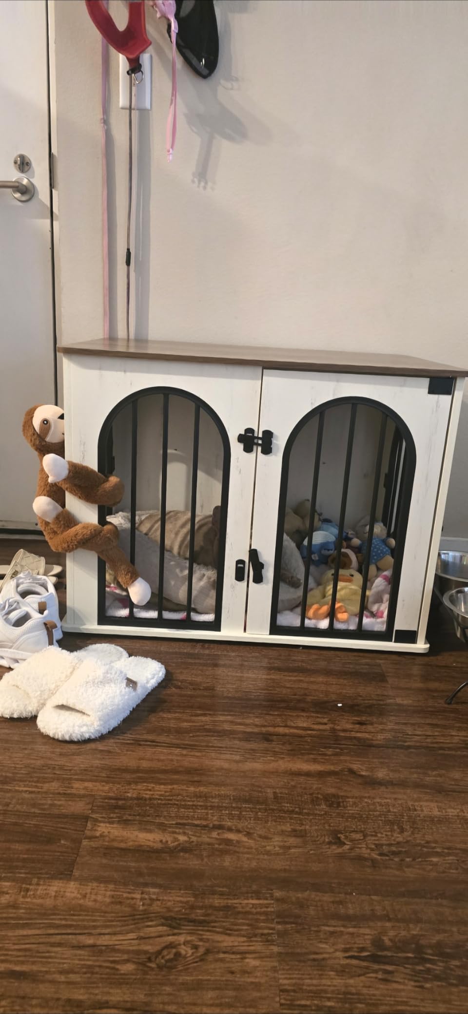 Hzuaneri 31.5'' Dog Crate Furniture, Dog Kennel Indoor for Small/Medium Dogs | Dog Kennel Furniture Wooden Dog Cage Heavy Duty Dog Crate Decorative Pet House End Side Table TV Stand, White Brown customer photo 1
