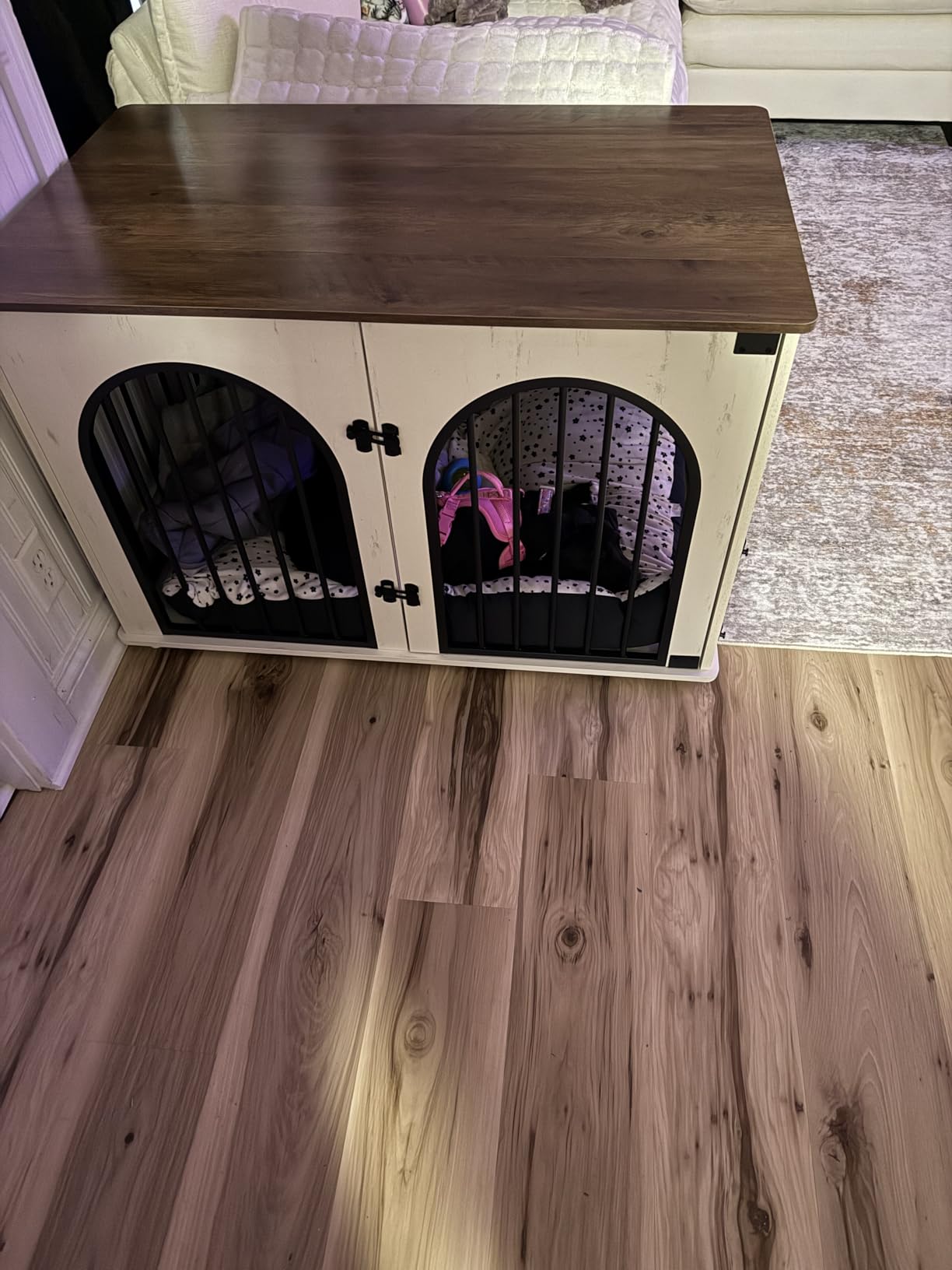 Hzuaneri 31.5'' Dog Crate Furniture, Dog Kennel Indoor for Small/Medium Dogs | Dog Kennel Furniture Wooden Dog Cage Heavy Duty Dog Crate Decorative Pet House End Side Table TV Stand, White Brown customer photo 2