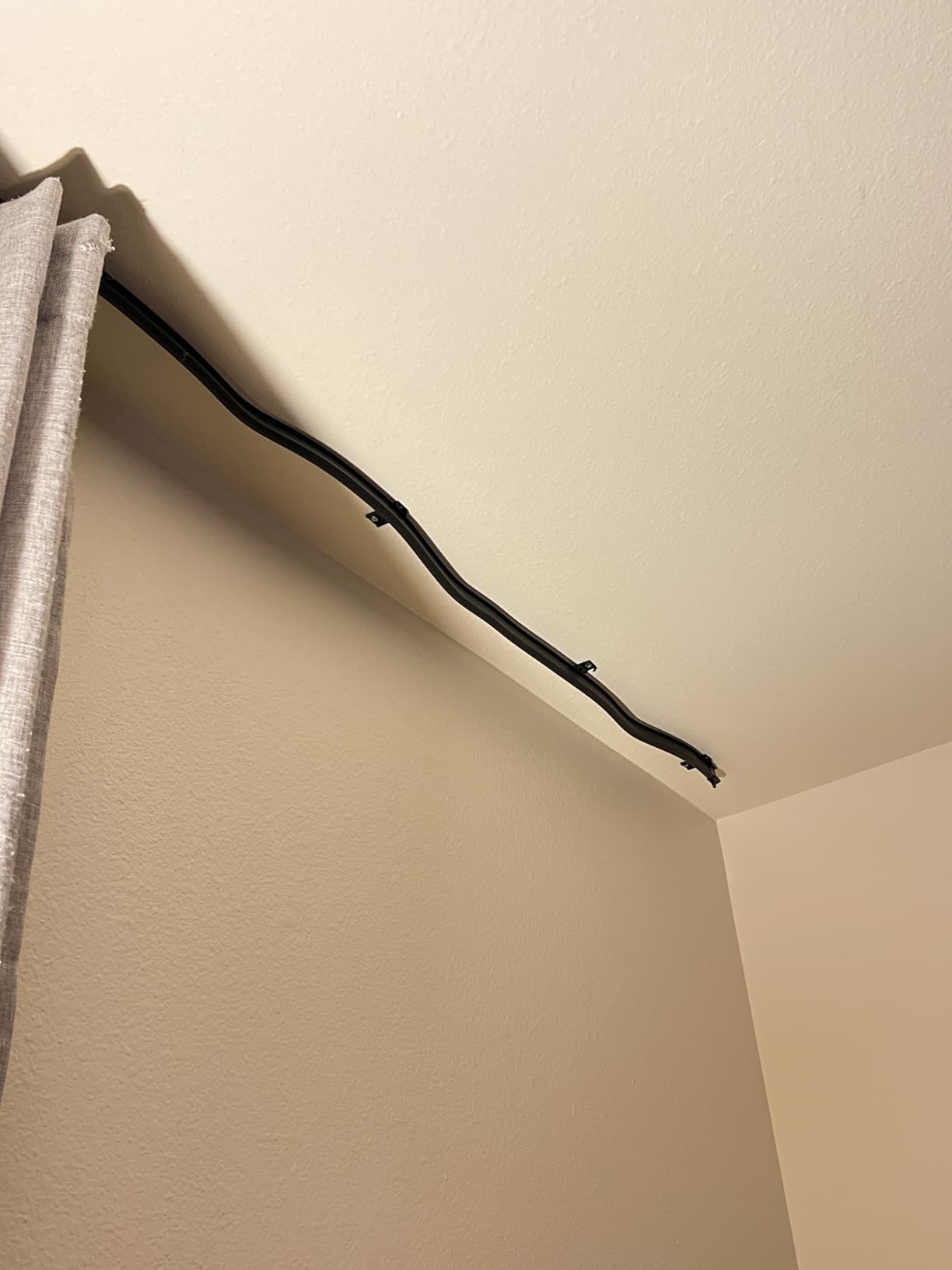 Flexible Bendable Ceiling Curtain Track, 16.4 ft (5 m), White | PVC, Stainless Steel & Metal, Ceiling Mounted, Smooth Gliding, for Bay Windows, RVs, Shower Curtains & Room Dividers customer photo 1