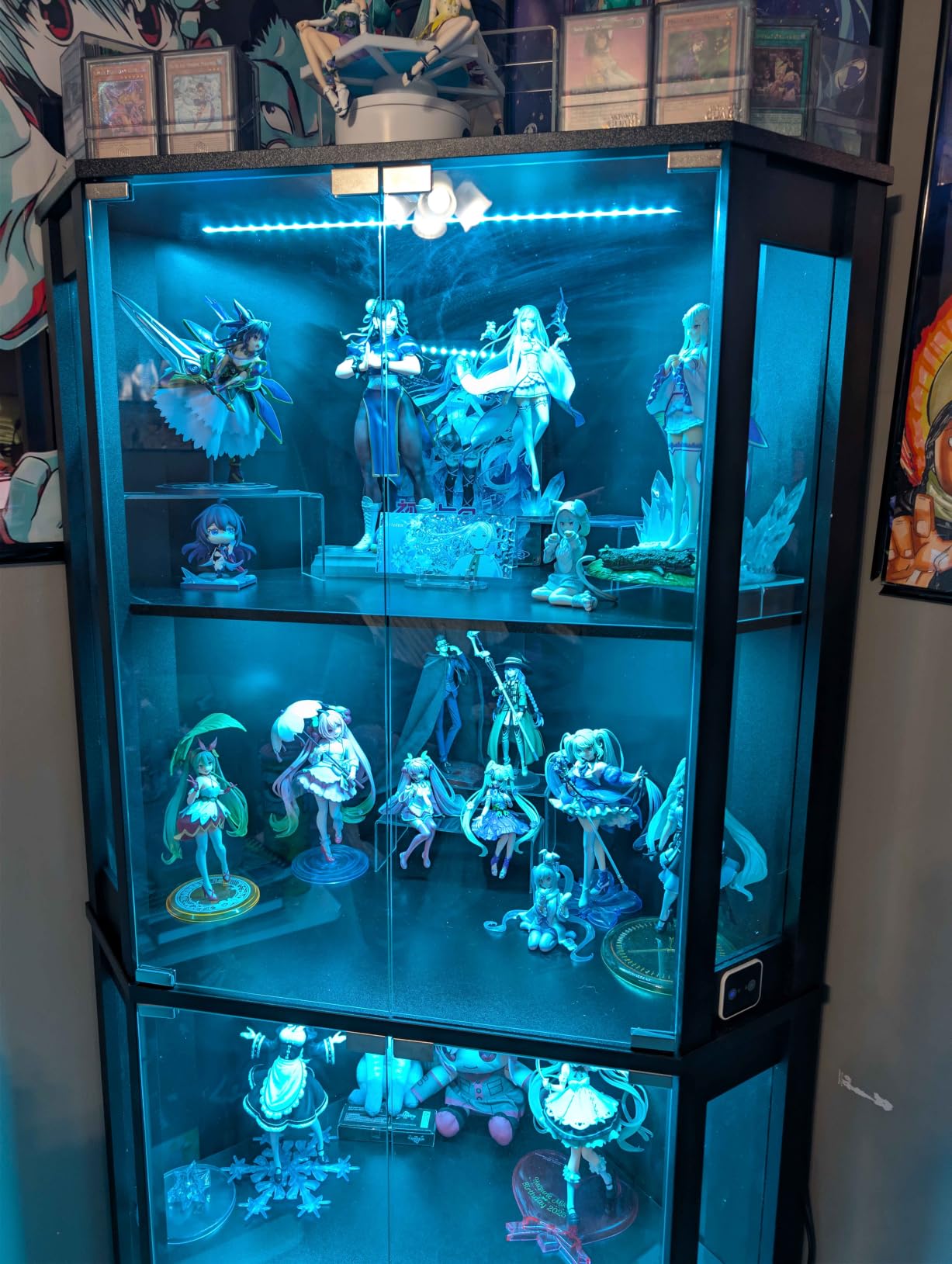 BROTTAR Lighted Corner Display Cabinet with Glass Doors for Collectibles | 65