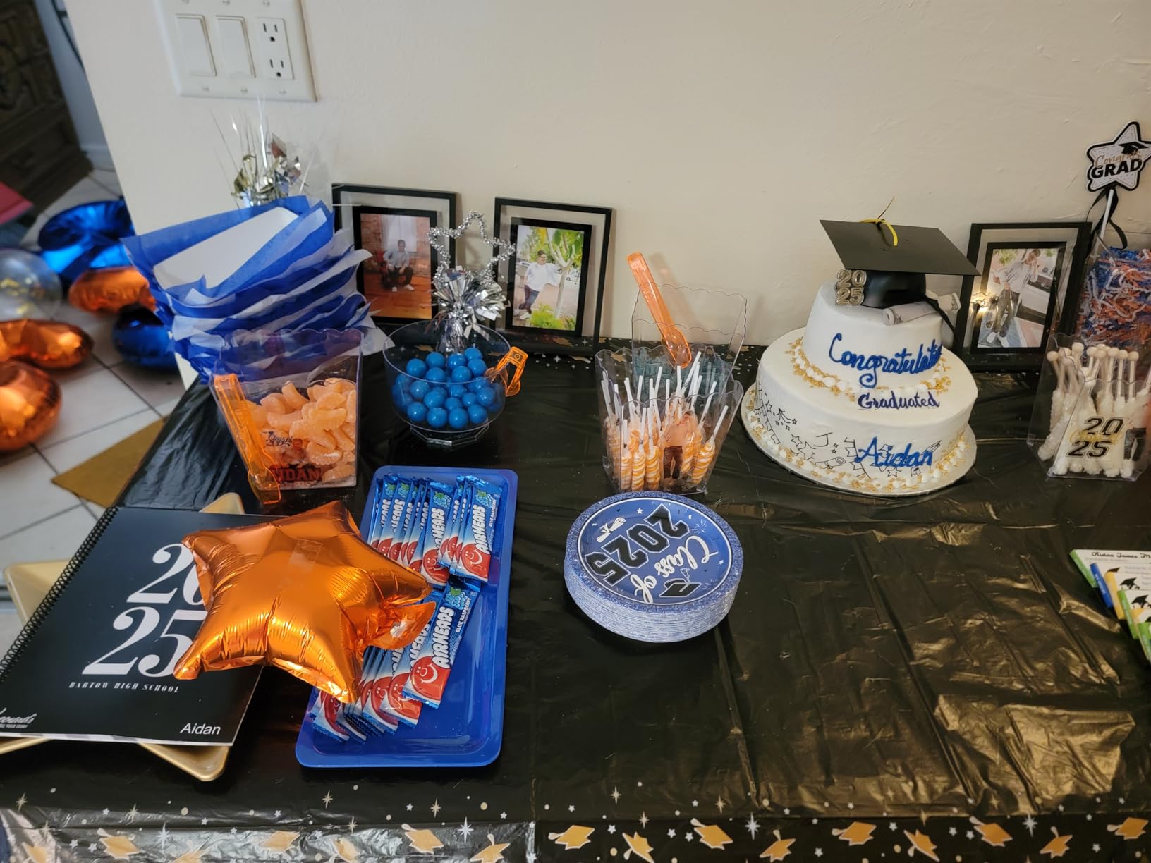 200Pcs Graduation Decorations 2026, Blue Graduation Plates and Napkins Party Supplies for 50 Guests customer photo 1