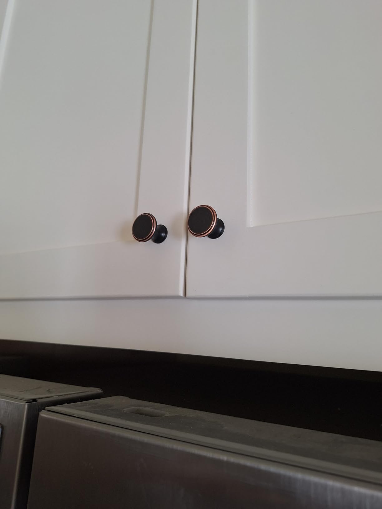 Ravinte Brushed Gold Kitchen Cabinet Knobs, Solid Zinc Pulls, 10 Pack | Solid Zinc Alloy, Simple Drawer Handles, Smooth Pull Feel, Screws Included, Cabinet Hardware for Cupboard Drawer Knobs customer photo 2