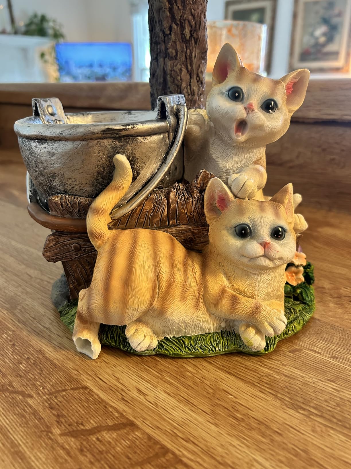 Solar Squirrels Outdoor Statues, Garden Sculpture with Flowerpot & Lantern | Cute Squirrel Figurine for Yard Art Lawn Ornaments Porch Patio Balcony - Birthday Gifts for Women Mom customer photo 2