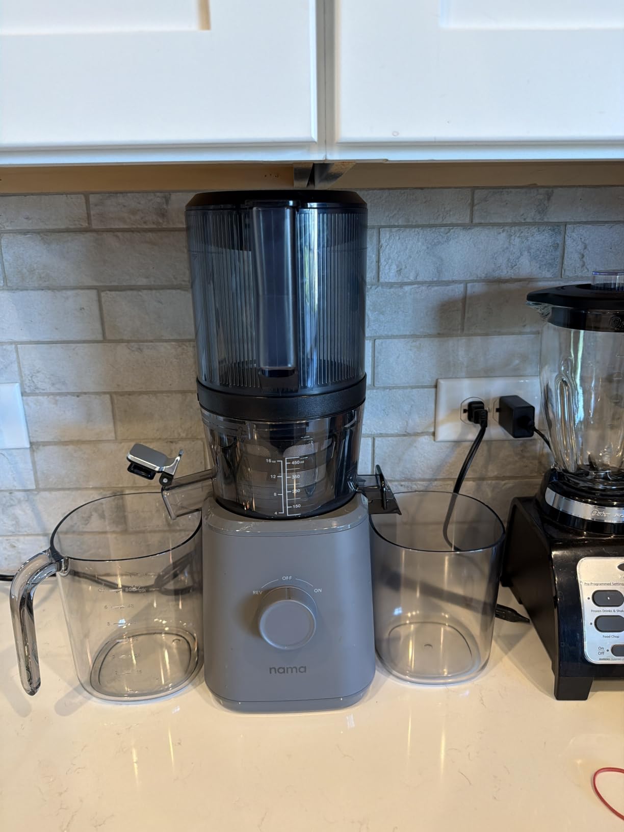 Nama J2 - Cold Press Juicer - Hands-Free - Black | Wide Mouth Hopper fits a whole recipe - Zero Waste Masticating - High Yield Juice, Less Pulp - Easy to Clean customer photo 2