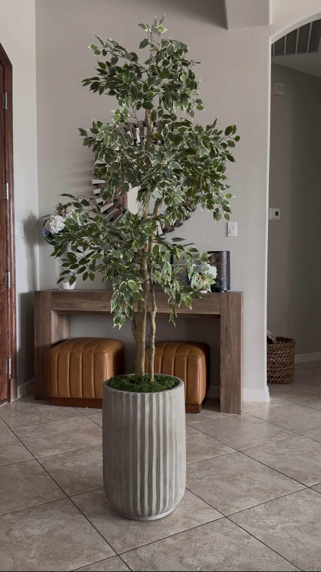 Kante Large Round Column Weathered Concrete Planter 21.7