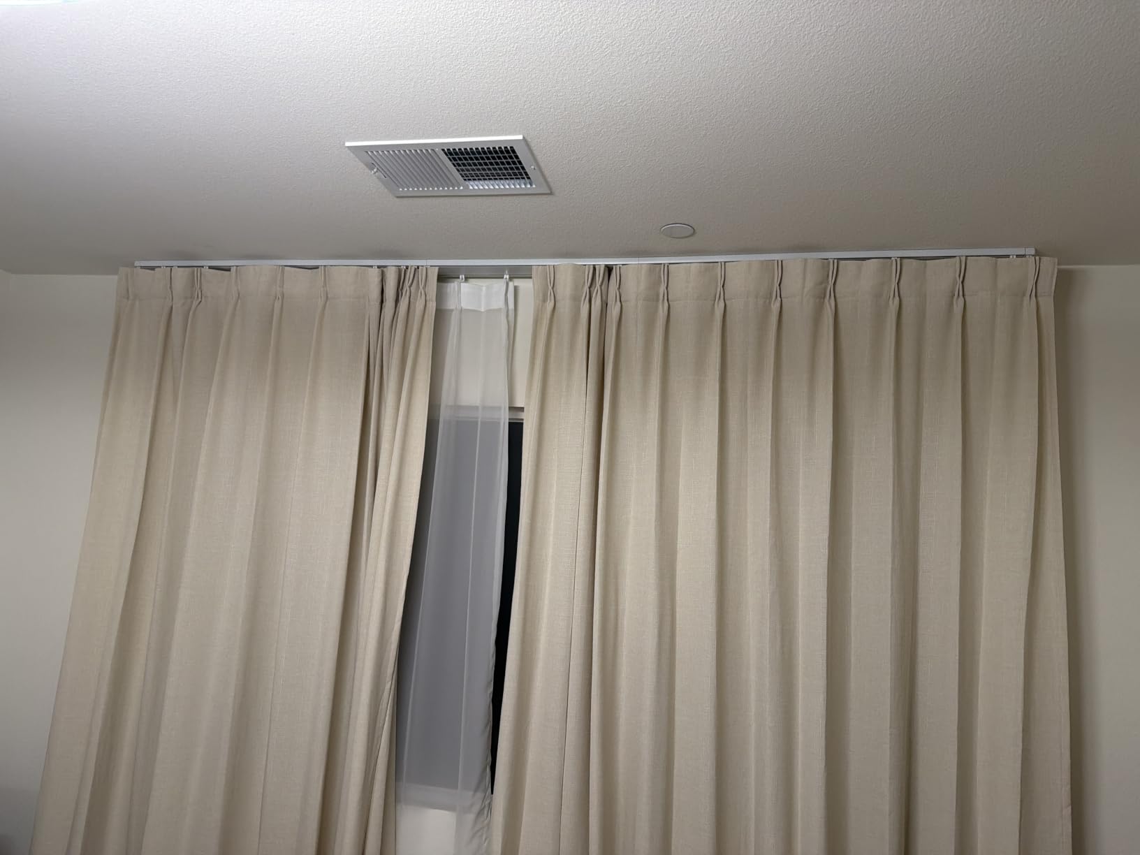 Double Row Curtain Track Ceiling Mounted, Silent Heavy Duty Curtain Track System, Sliding Rails for Curtains, Room Divider for Bedroom Living Room Hospital (Track Ships in Sections with Connectors) customer photo 1