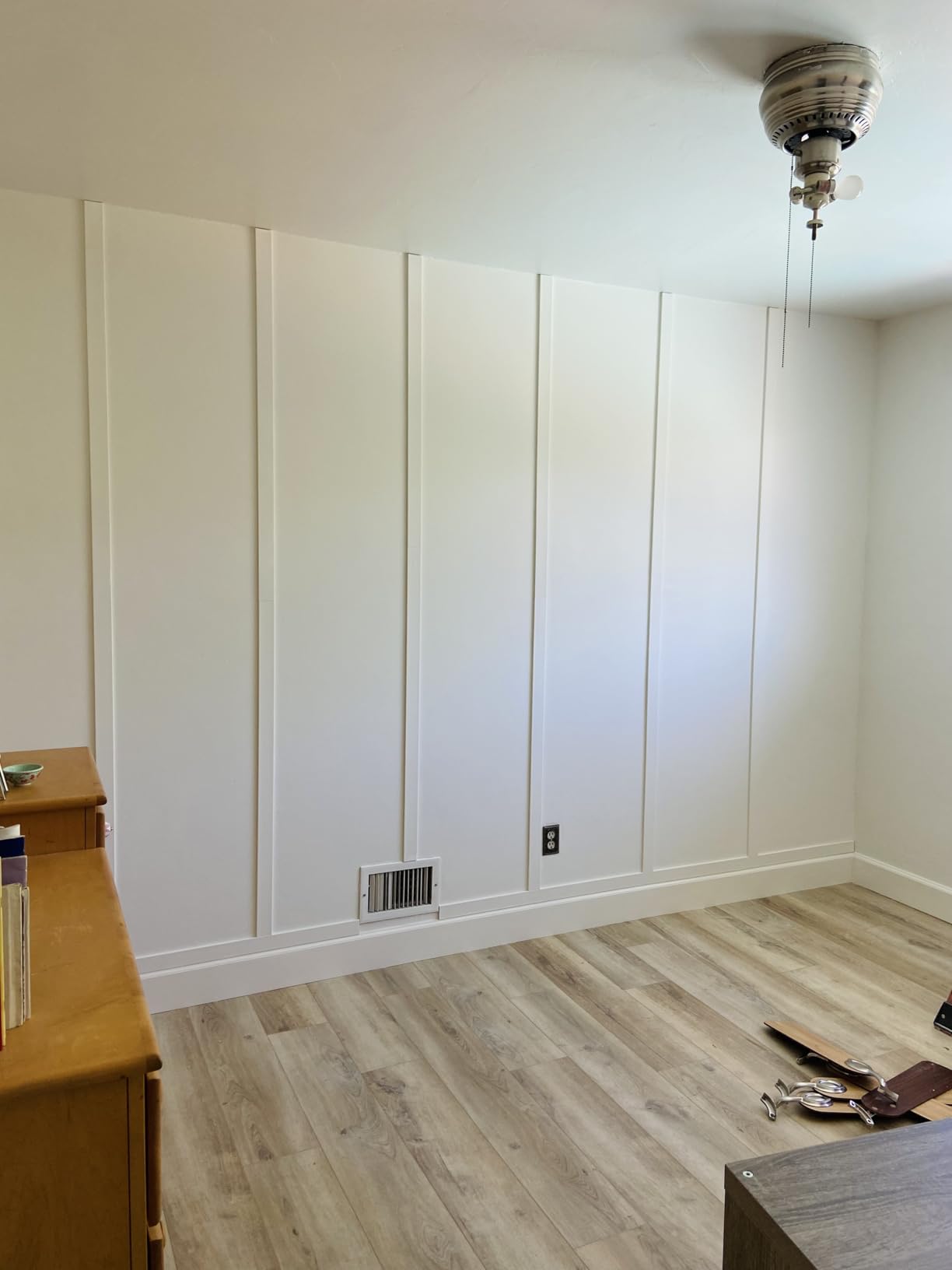 Art3d Premade Bilinear Frame Wainscoting Molding Set, 6 Separate Frame, Polystyrene, Lightweight, Effortless Installation, Ideal for Living Rooms, Bedrooms customer photo 1