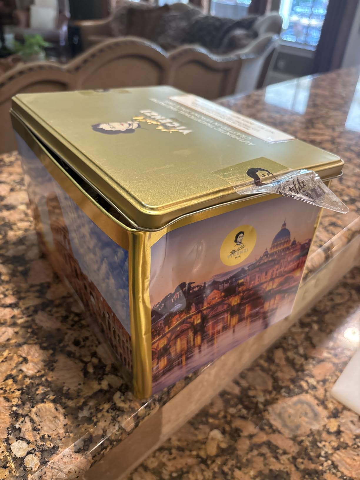 Matilde Vicenzi Roma Cookie Gift Tin - Pastries & Cookies in Individually Wrapped Trays - Gourmet Gifts For Hosts, Birthdays - Assorted Cookies in Italian Design Tin 32.5oz (920g) customer photo 2