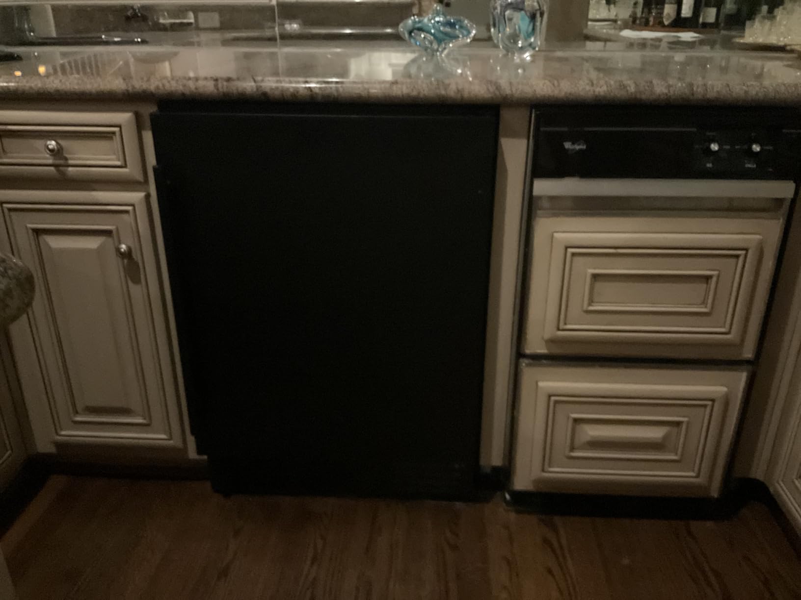 24 Inch Beverage Refrigerator, 180 Can Under Counter Fridge, Stainless Steel Outdoor Fridge for Patio & Outdoor Kitchen, Outdoor Refrigerator for Soda, Beer, Built-in & Freestanding (Black) customer photo 1