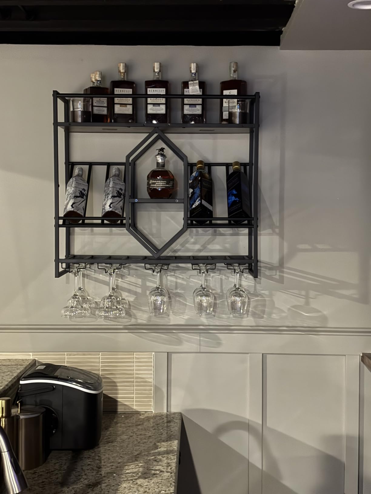 HOOBRO Wall Mounted Wine Rack with LED Light, 31.5