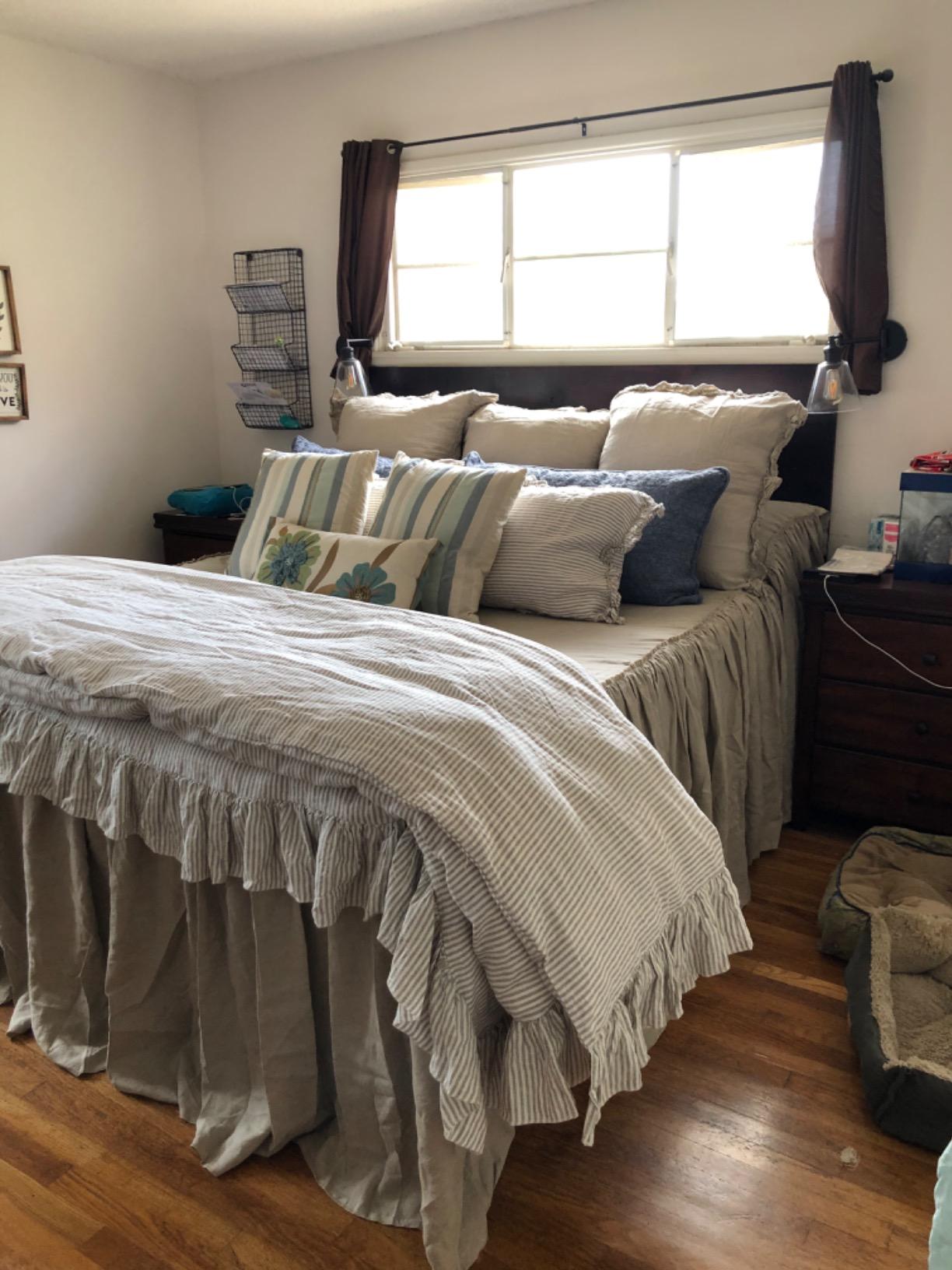 C&W Goose Down Comforter Queen Size (90