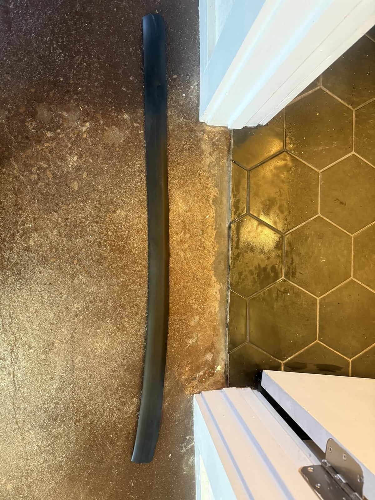 Carpet to Tile Transition Strip, Vinyl Floor Transition Strip Self Adhesive for Door Threshold Height Within 0.39
