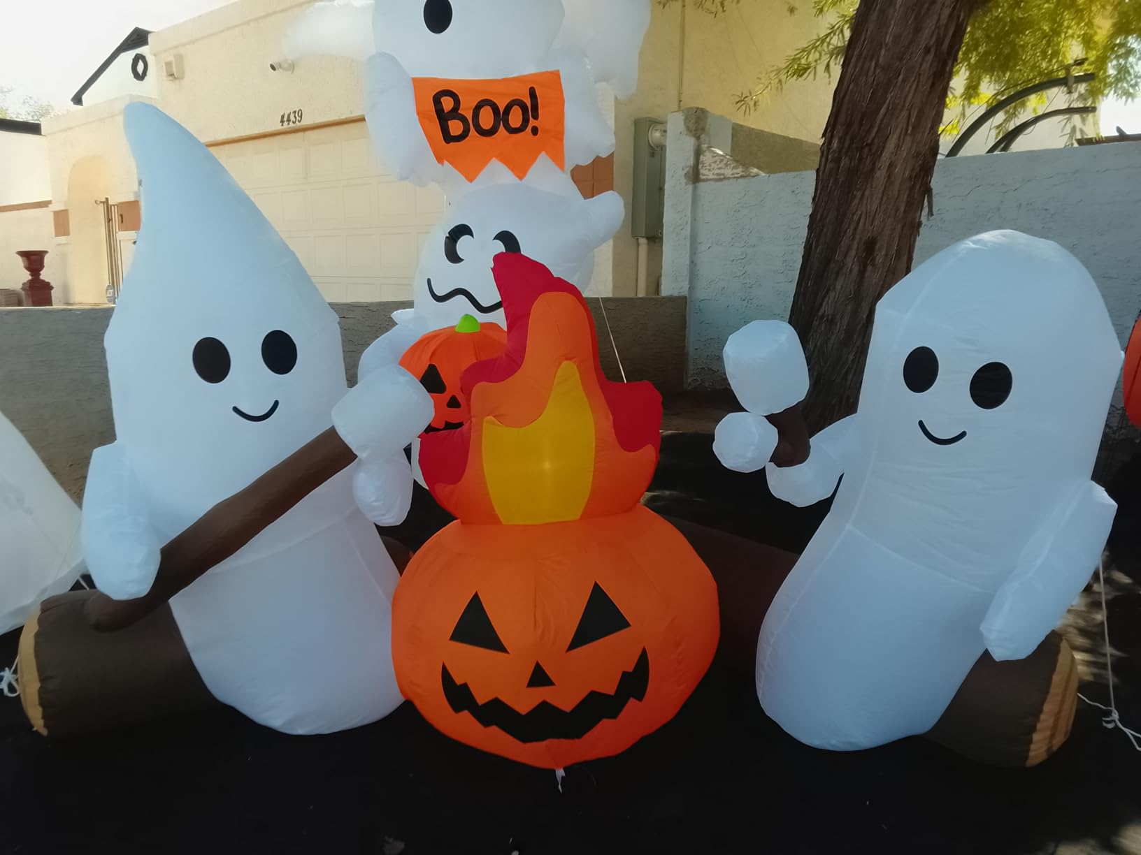 6FT Halloween Inflatable Blow Up Decorations, Cute Ghosts Roasting Marshmallows Over Campfire, Built-in LEDs for Holiday Party, Garden, Lawn, Yard, Patio Décor customer photo 1