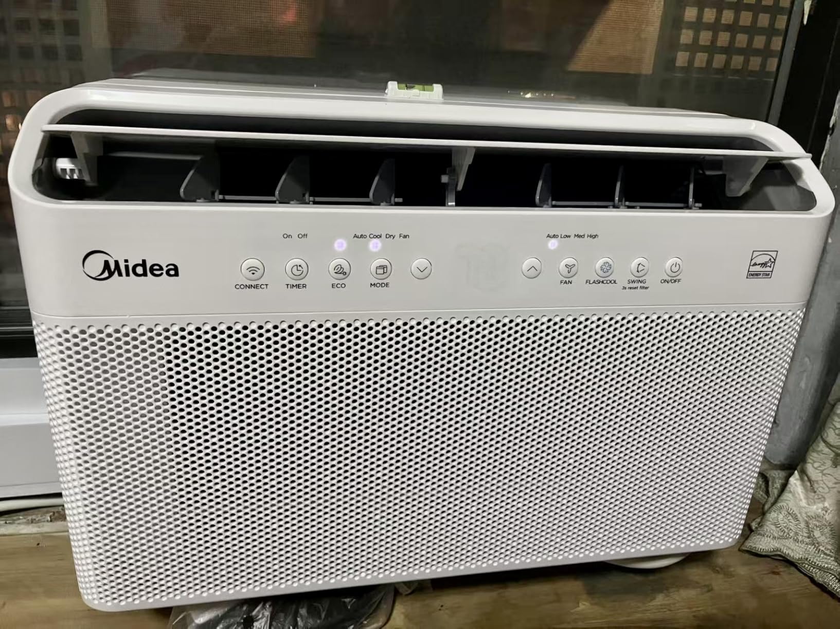 Midea 10,000 BTU U Shaped Smart Inverter Window Air Conditioner - Cools 450 Sq Ft, Ultra Quiet with Open Window Flexibility - Alexa/Google Assistant Compatible - 35% Energy Savings, Remote (Updated) customer photo 2