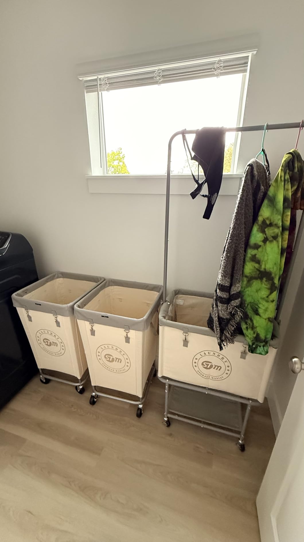 STORAGE MANIAC Rolling Laundry Cart with Hanging Bar & Storage Shelf, 110L Heavy Duty Large Laundry Basket with Clothes Hanging Rod, Study Clothes Hamper with Lockable Wheels, Beige customer photo 2