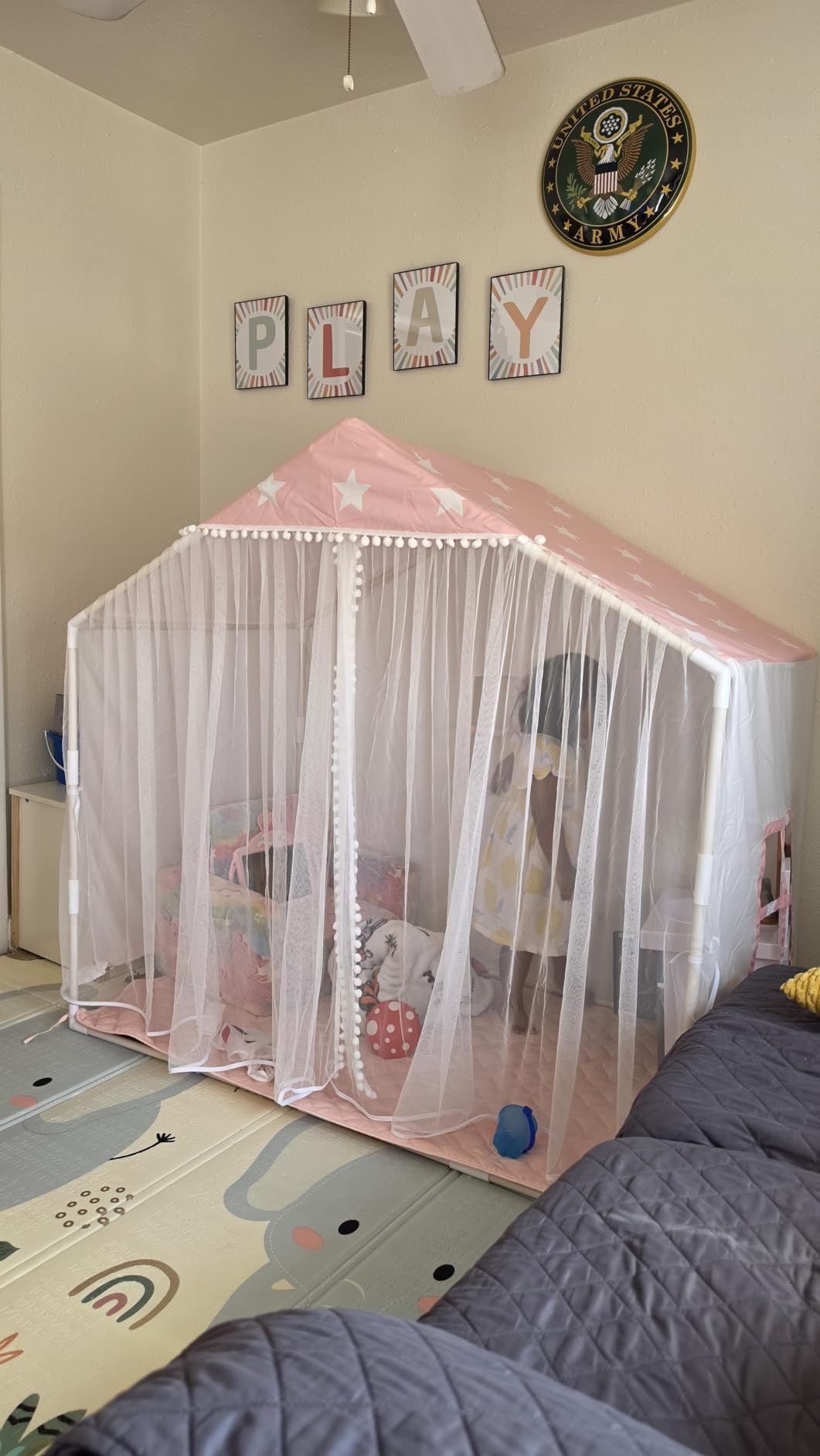 Kids Play Tent with Padded Mat, Kids Tent Playhouse Tent for Kids Ages 4-8 | Large Playhouse Indoor Boys Play Tent Play House for Children Tents Toy Birthday Gift, Grey, Washable, 57