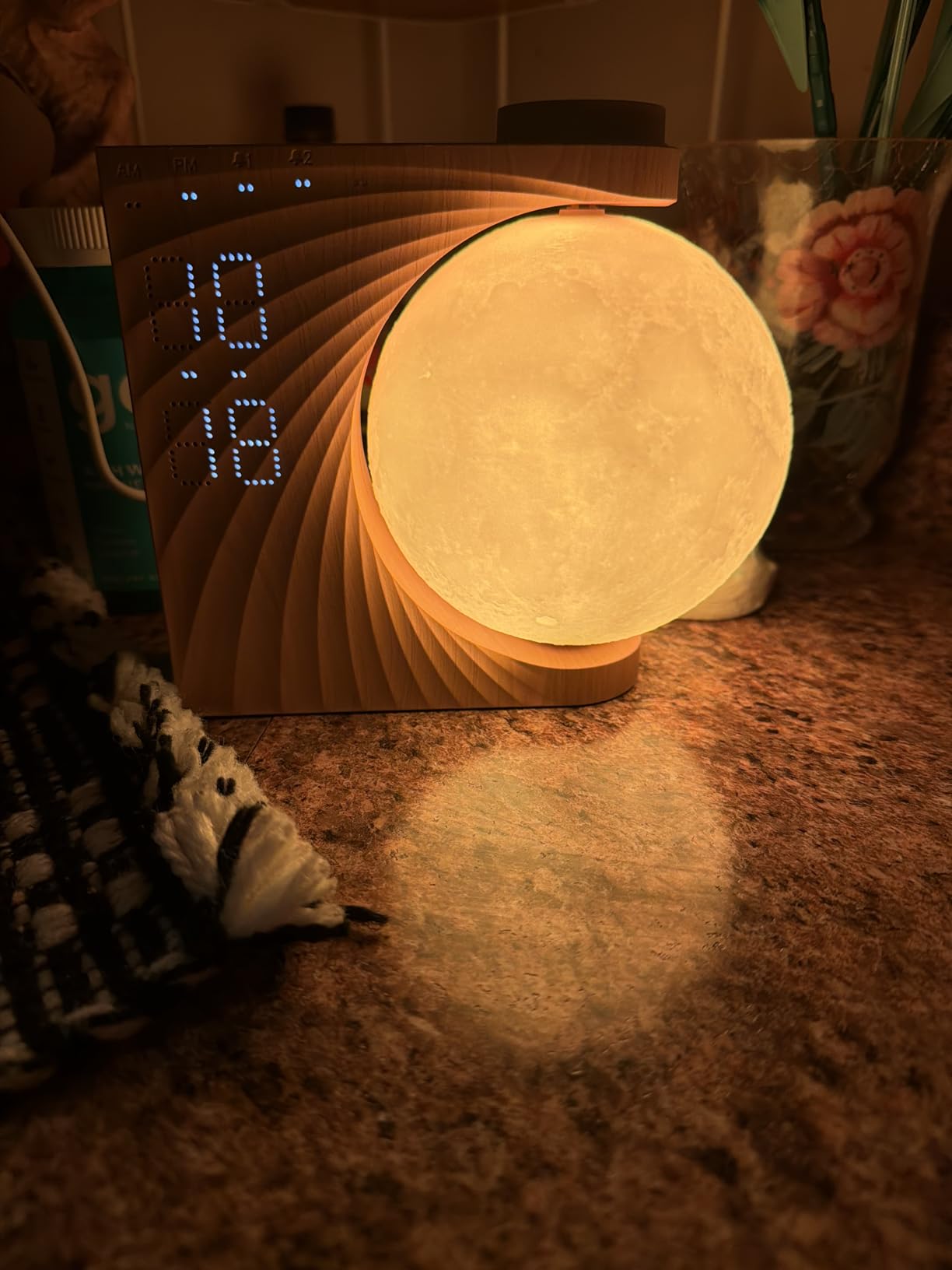 RETEYUNG Sunrise Alarm Clocks Sound Machine Moon Lamp for bedrooms customer photo 1