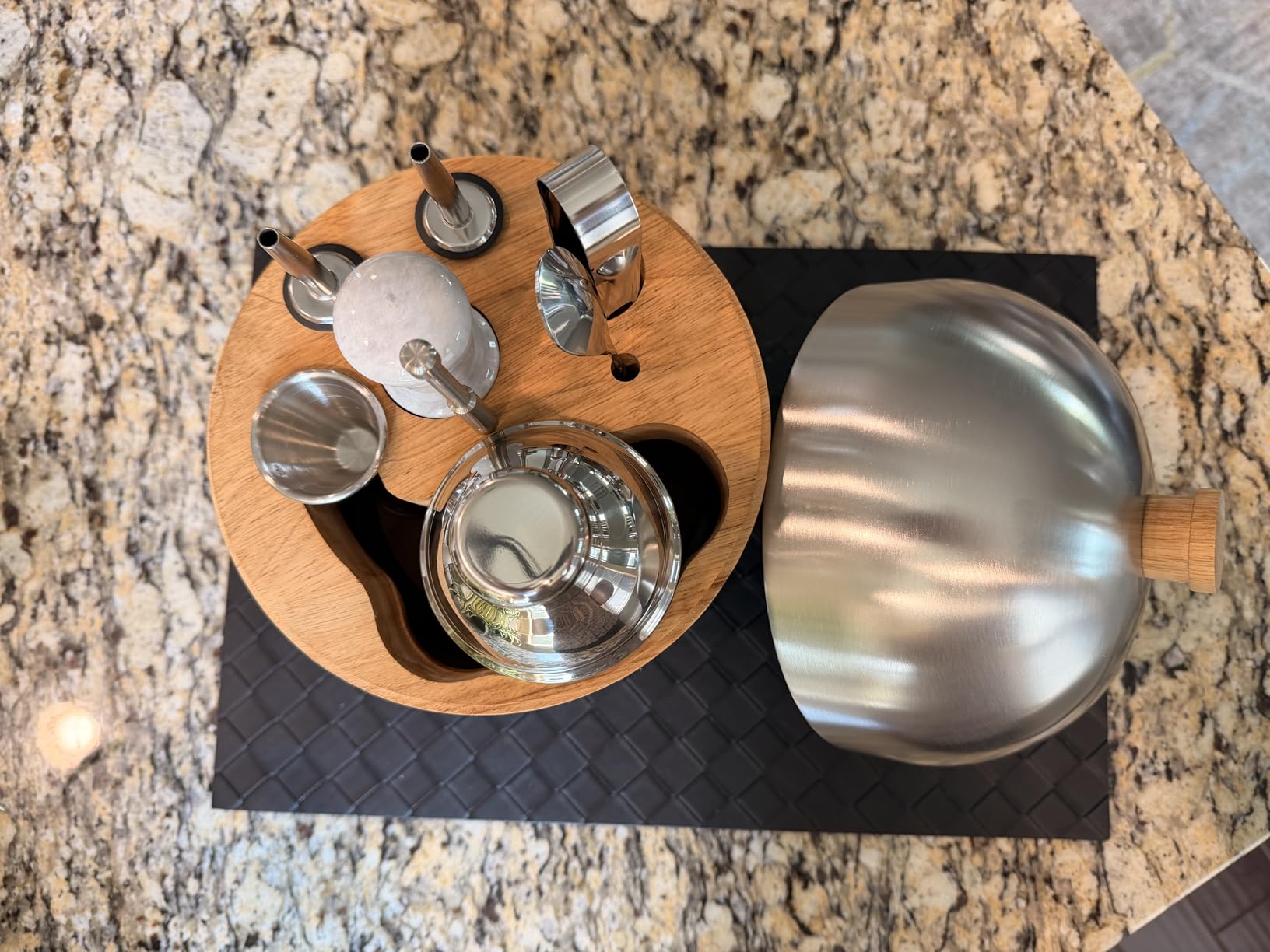 Gusto Nostro Cocktail Set Bartender Kit with Stainless Steel Ice Bucket - Complete Mixology Bar Tool Set with Wooden Organizer, Cocktail Shaker, Jigger, Muddler, Spoon, Tongs, Pourers, Recipe Cards customer photo 2