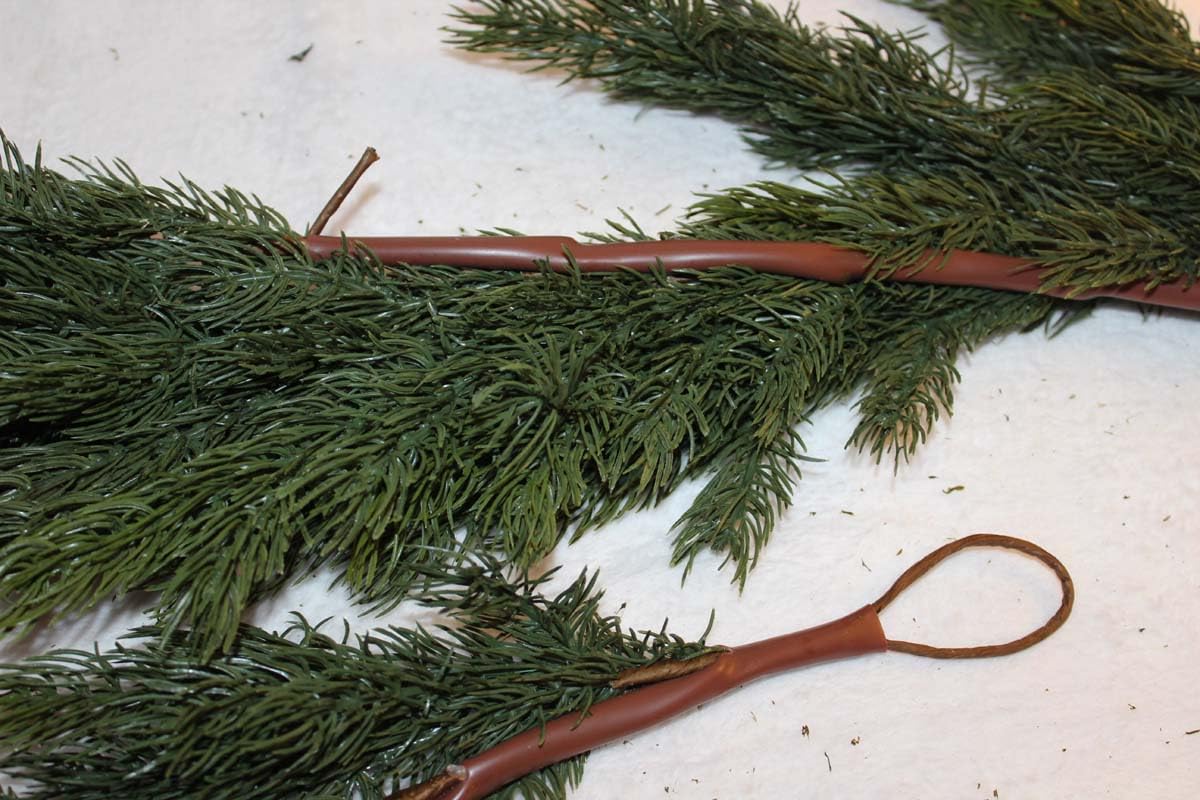 Artgar 6 Ft Realistic Christmas Cedar Garland, Thick Faux Green Garland | Real Touch Artificial Greenery Pine Garlands for Home Table Mantle Stairs Railing Window Outdoor Holiday Xmas Decor customer photo 2