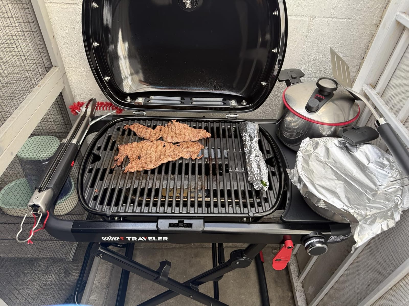 Weber Traveler Compact Portable Gas Grill for Outdoor Cooking, Propane | Folding Portable Grill with Wheels for Camping, Tailgating & Travel, Easy Open & Close, Camping Grill, Portable BBQ Grill customer photo 1