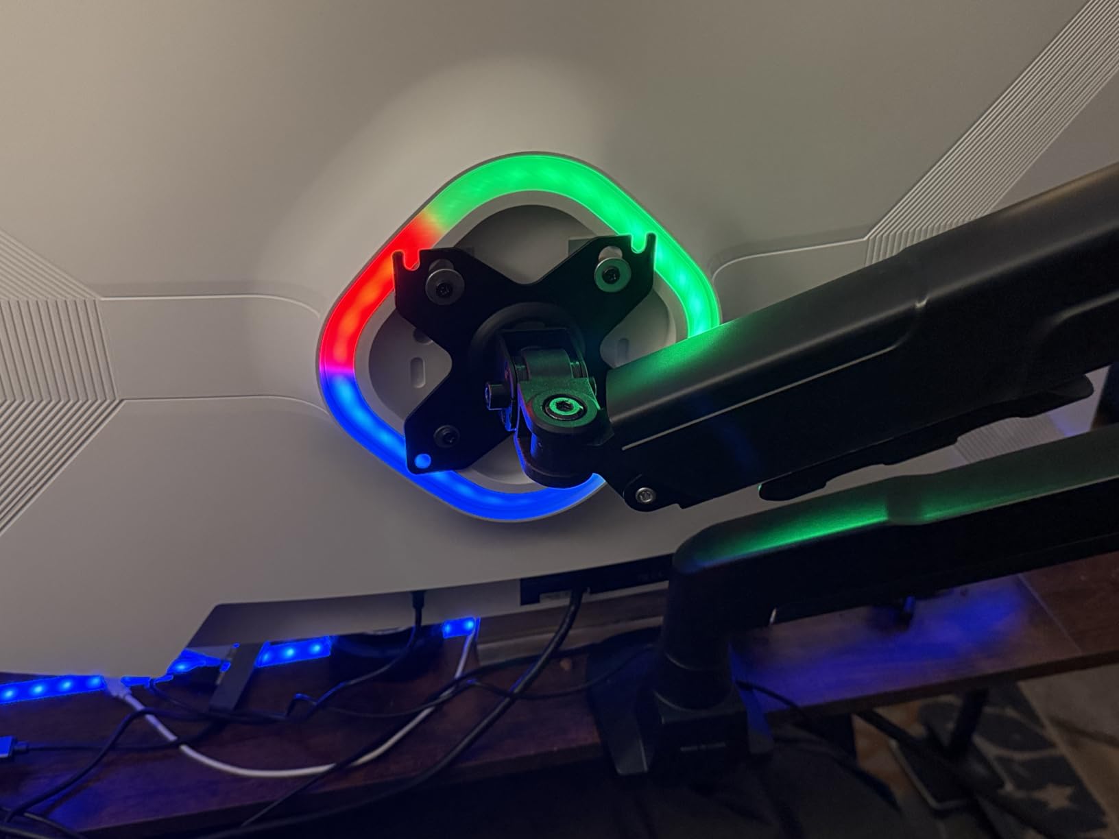 ZZA 27 Inch 4K Gaming Monitor, UHD (3840x2160) 4K 144Hz Flat Monitor, Adaptive Sync, HDMI 2.1 & DP 1.4, Tilt Adjustment, Wall Mountable customer photo 1