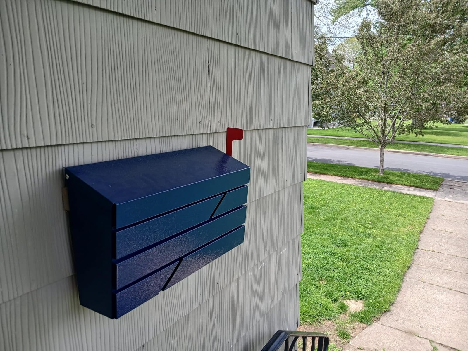 Wall Mount Mailbox for House Outside, Large Capacity Mailbox Drop Box, Galvanized Steel and Rust-Proof Metal Post Box, 15.74