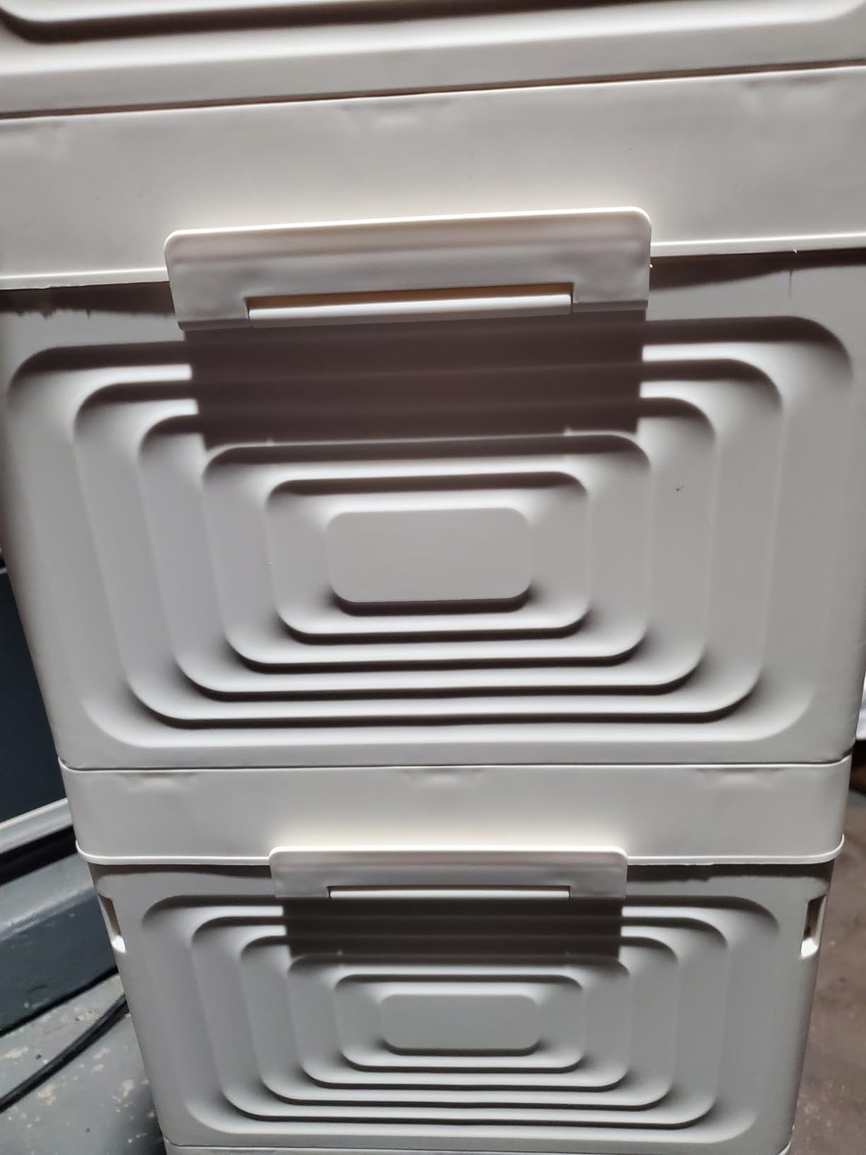 YFXCVSL 4 Tier Plastic Storage Bins with Lid 32QT, Stackable Storage Bins customer photo 2